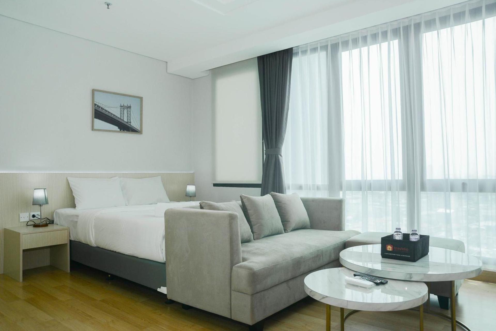 Studio Apartment