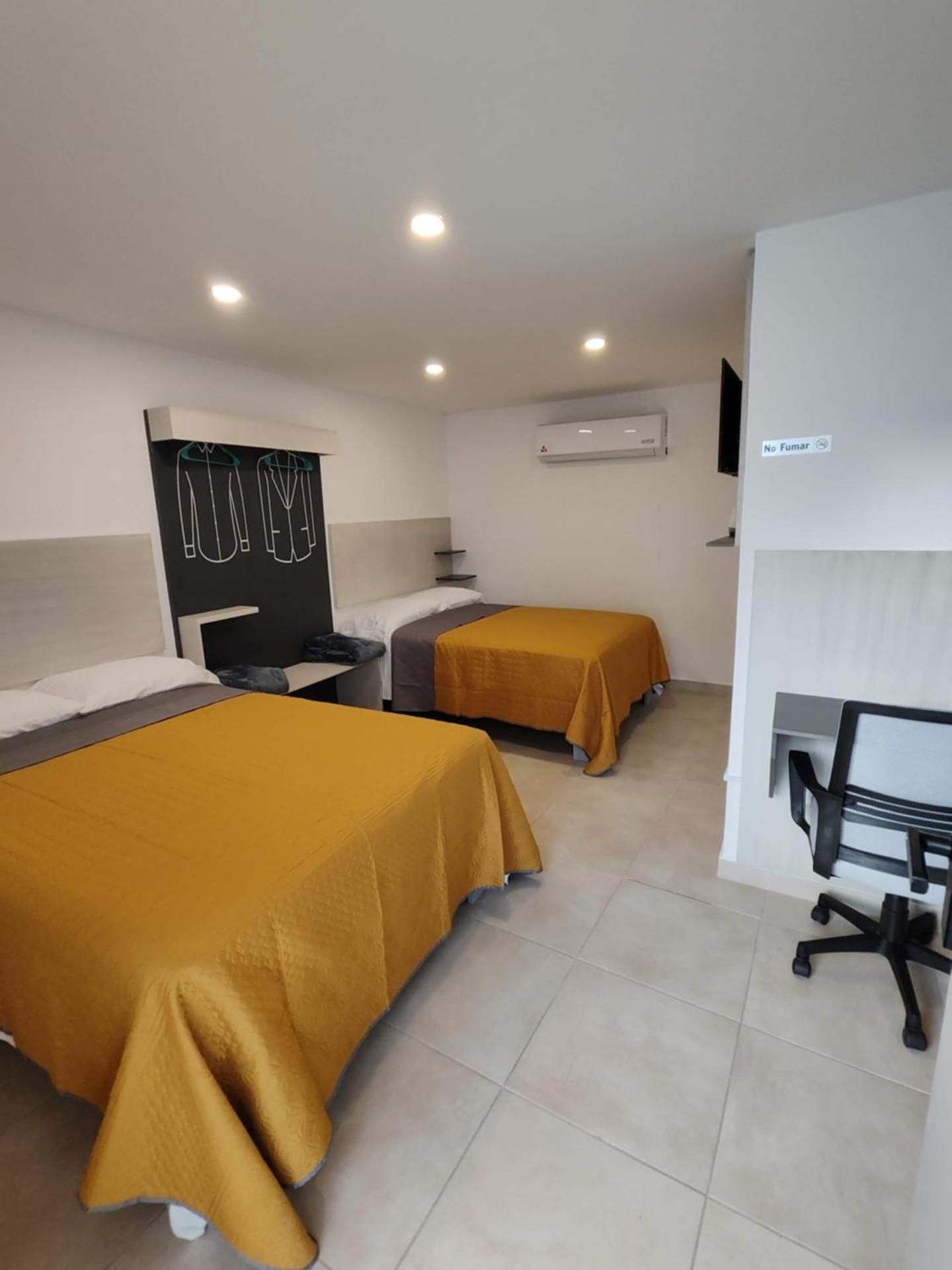 Quadruple Room with Bathroom