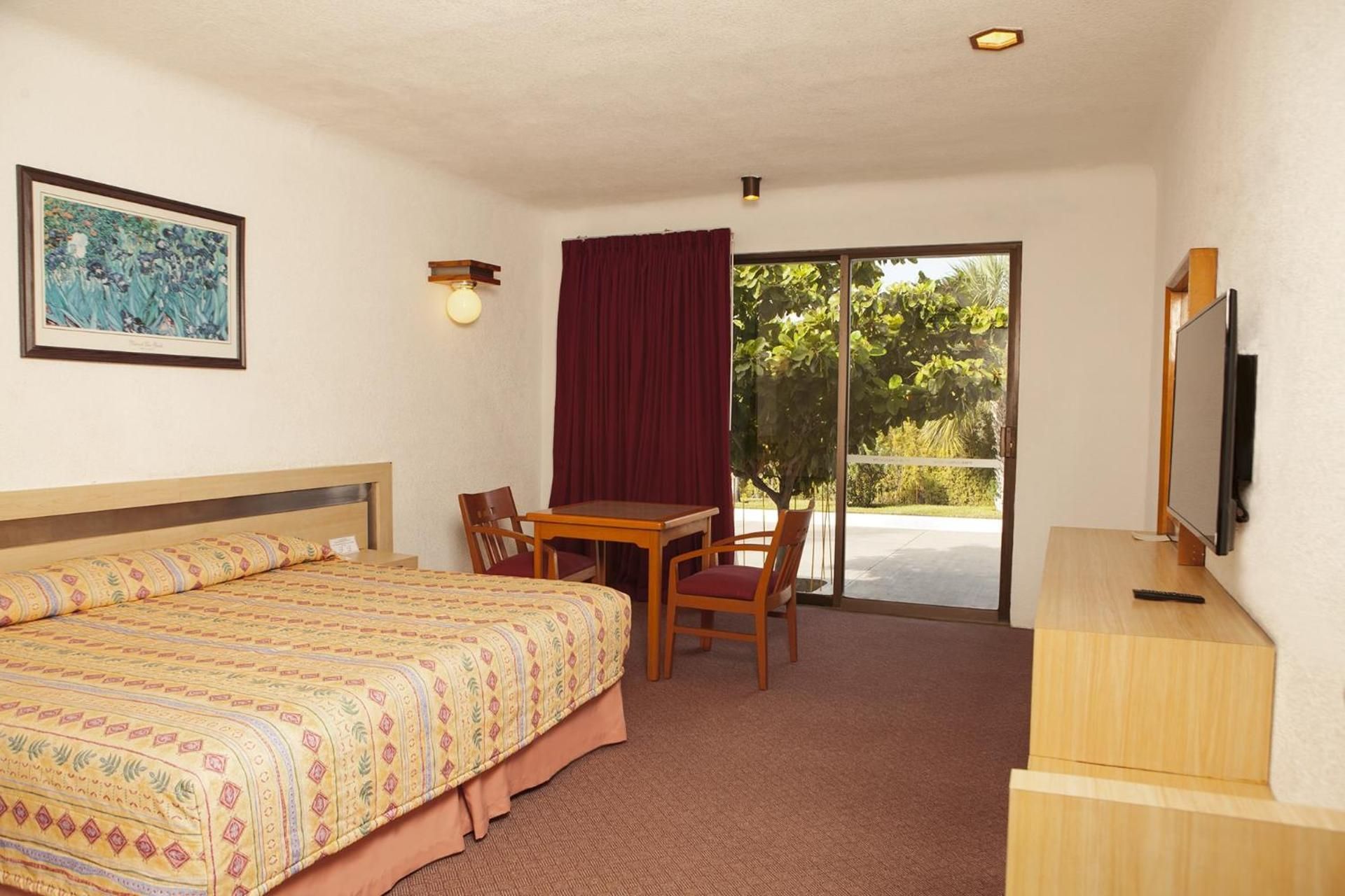 Standard King Room