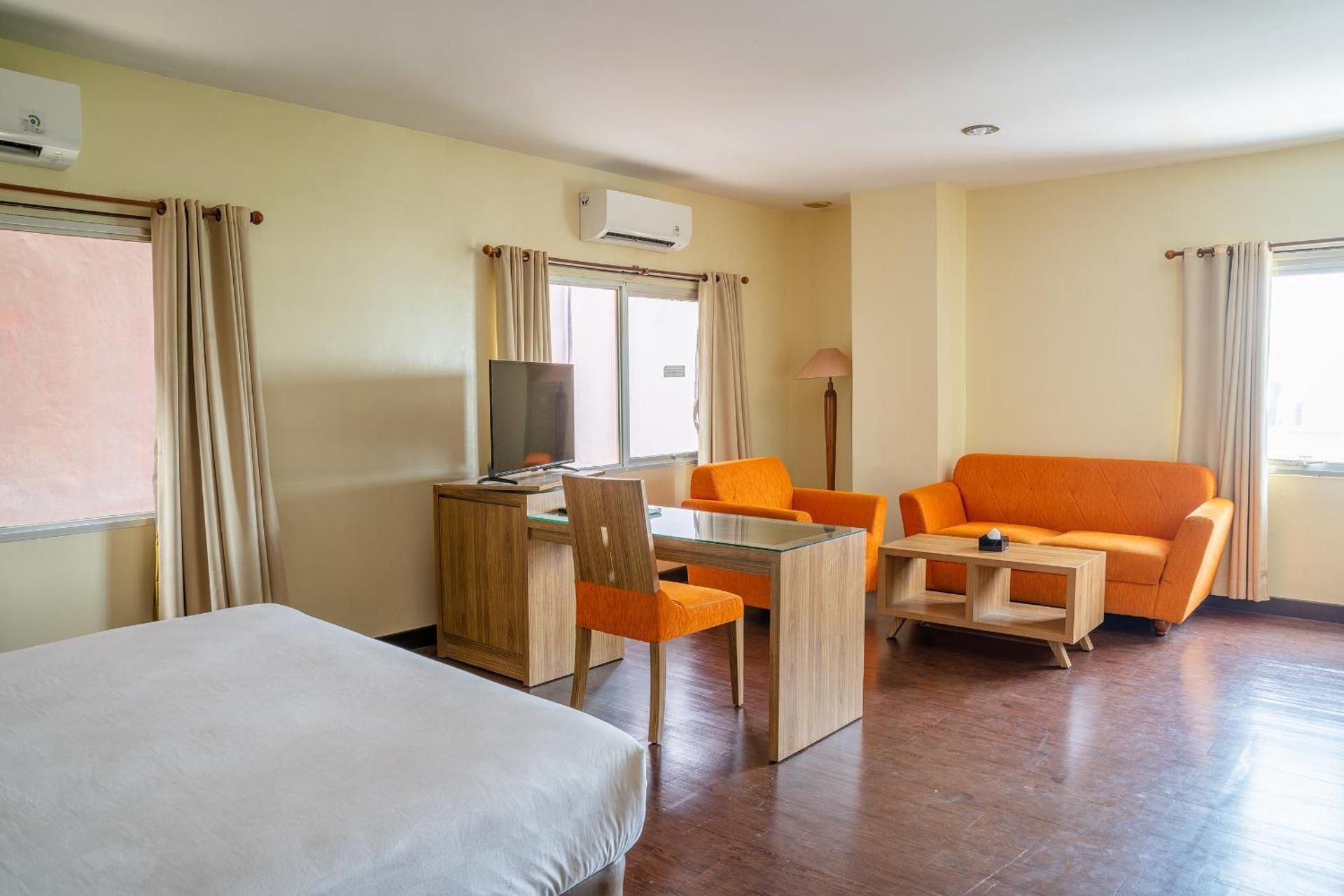 One-Bedroom Suite