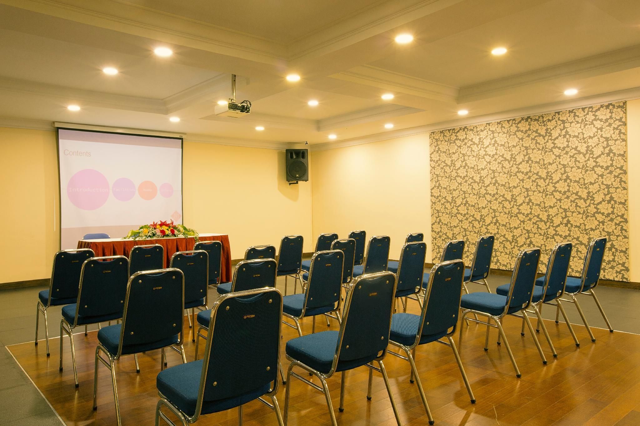 meeting room / ballrooms