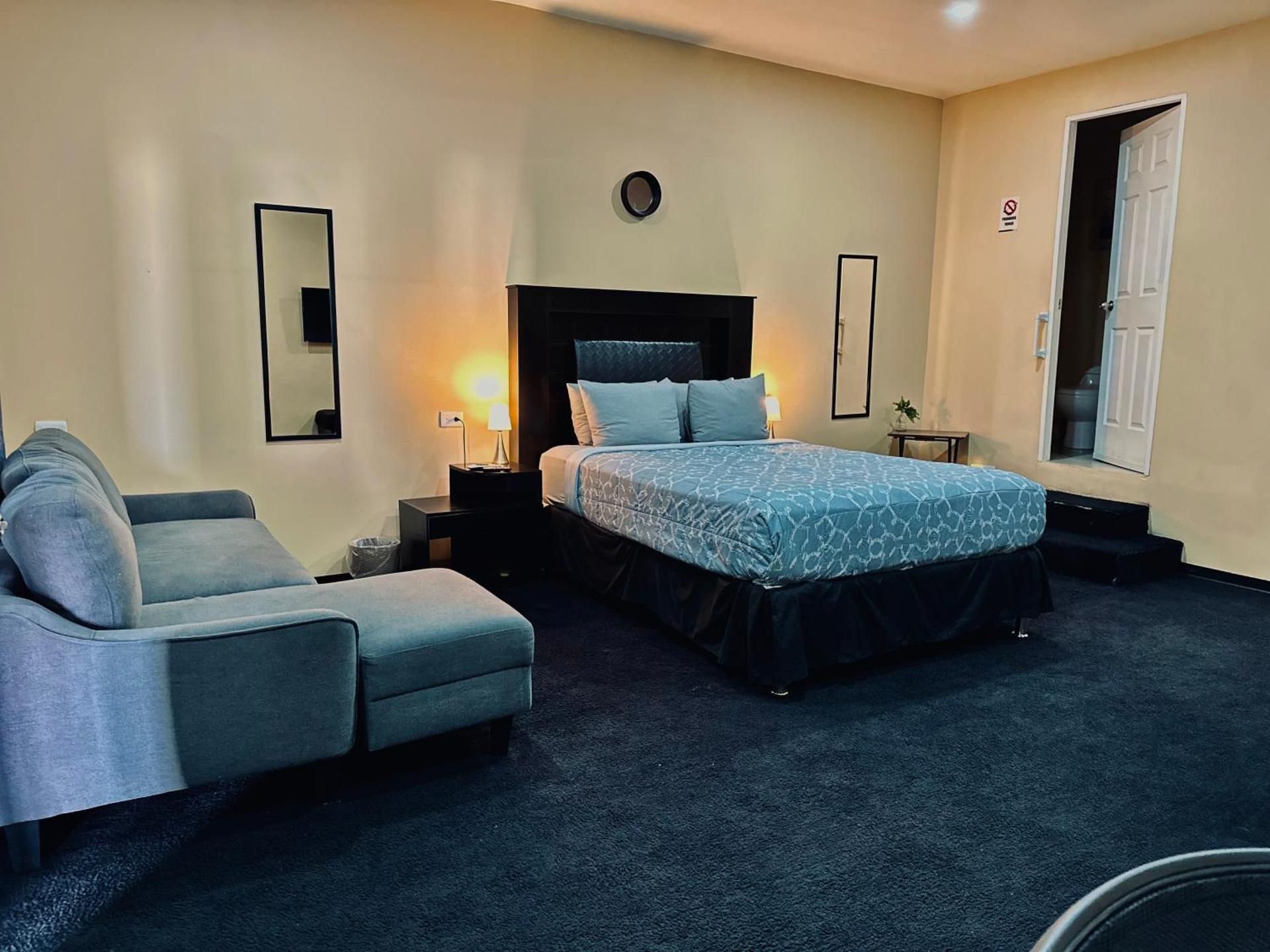 Queen Suite