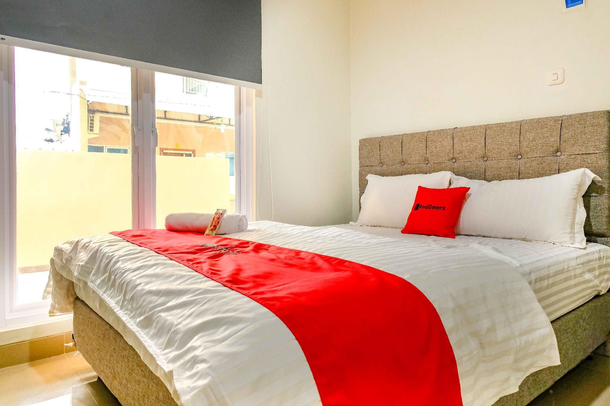 RedDoorz Room
