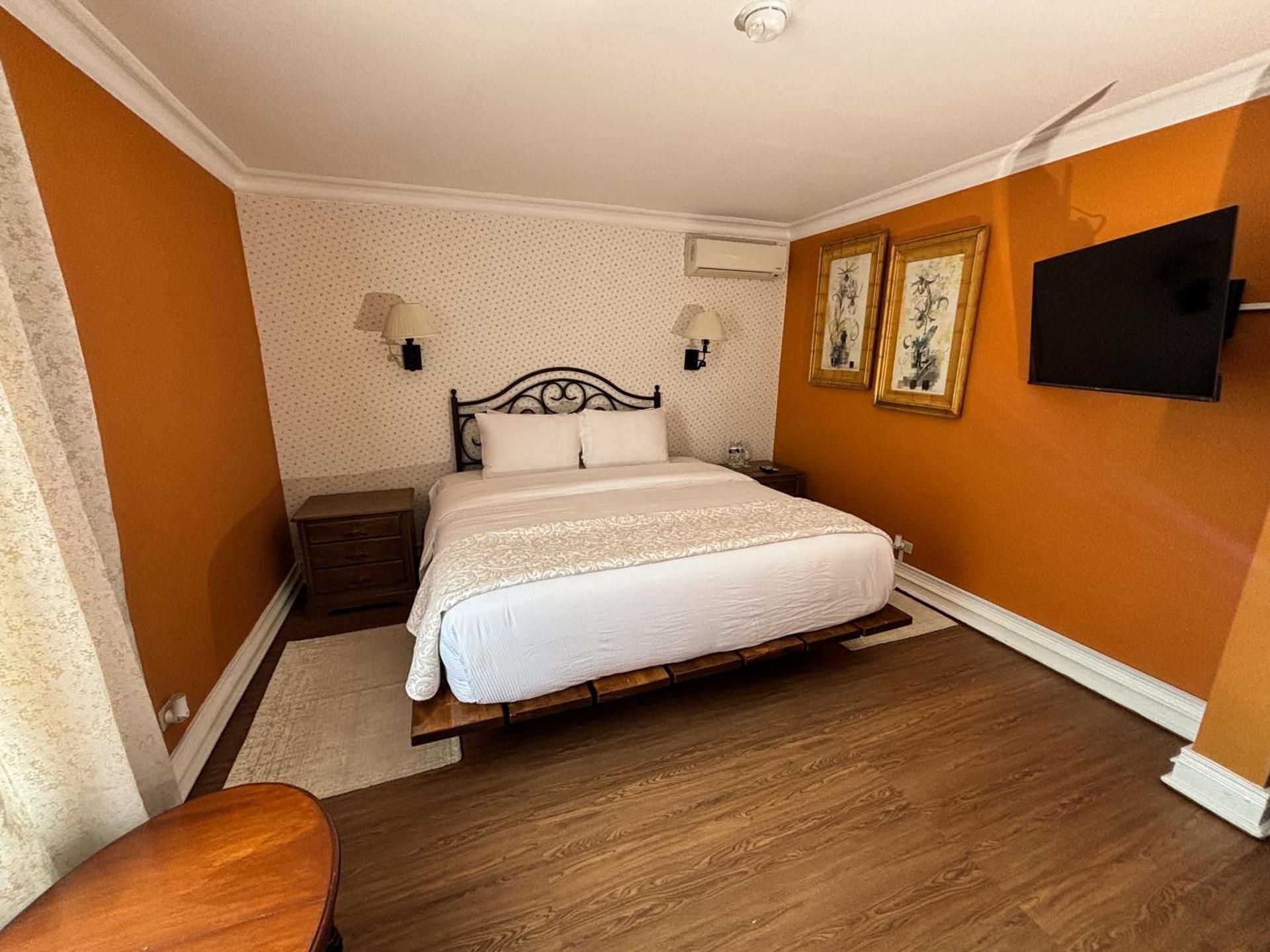 Two-Bedroom Suite