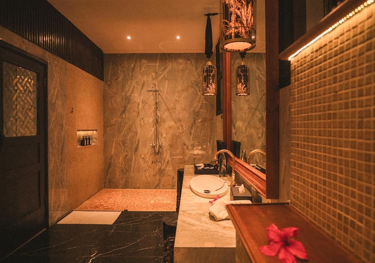 Concubine Suites with Signature Afternoon Tea