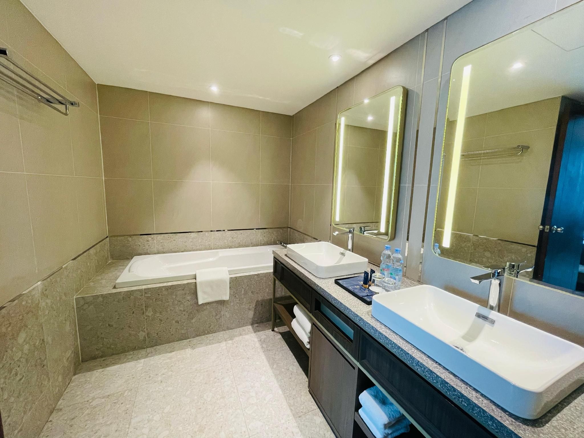 Suite Room