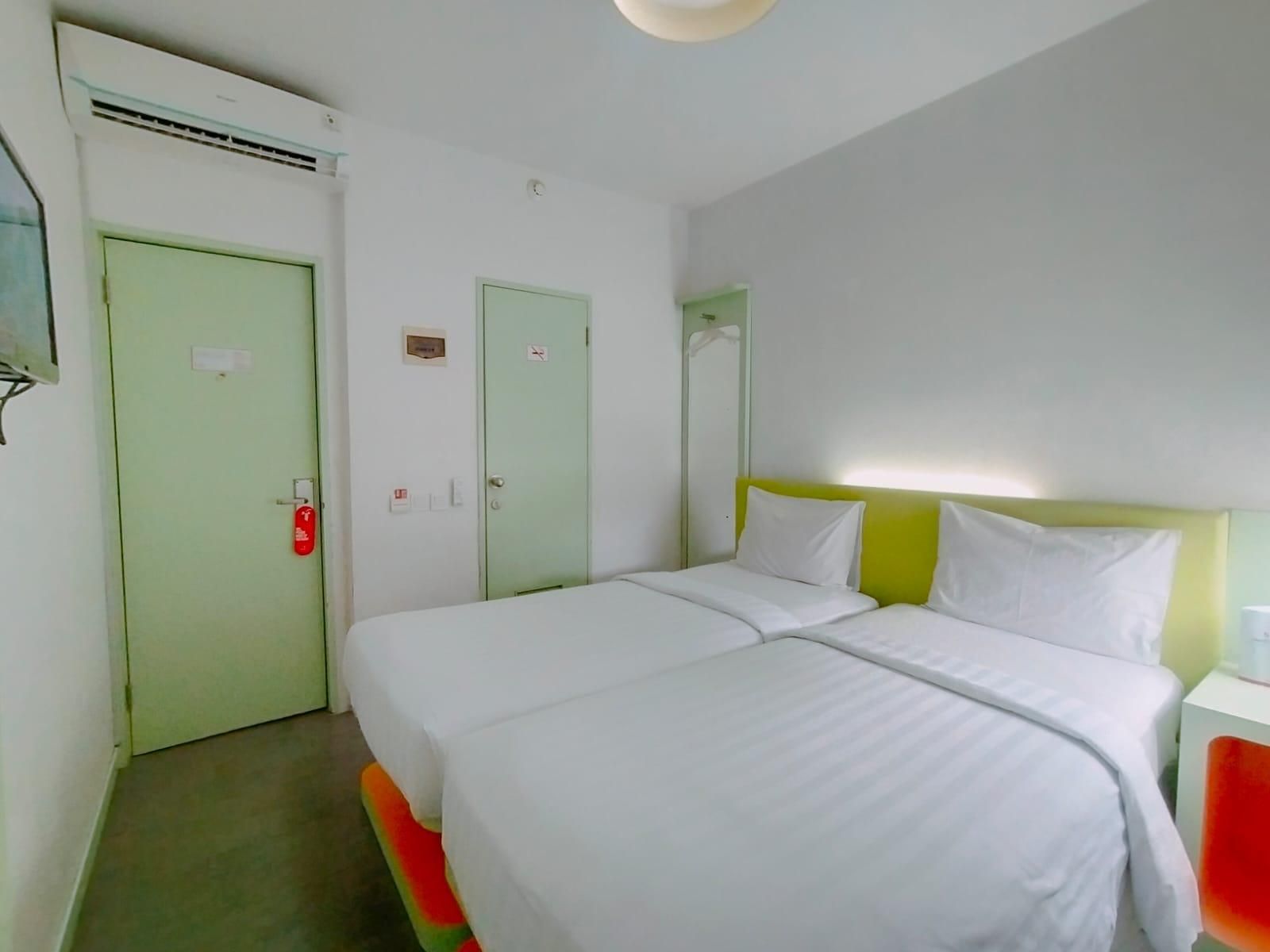 Standard Twin Room