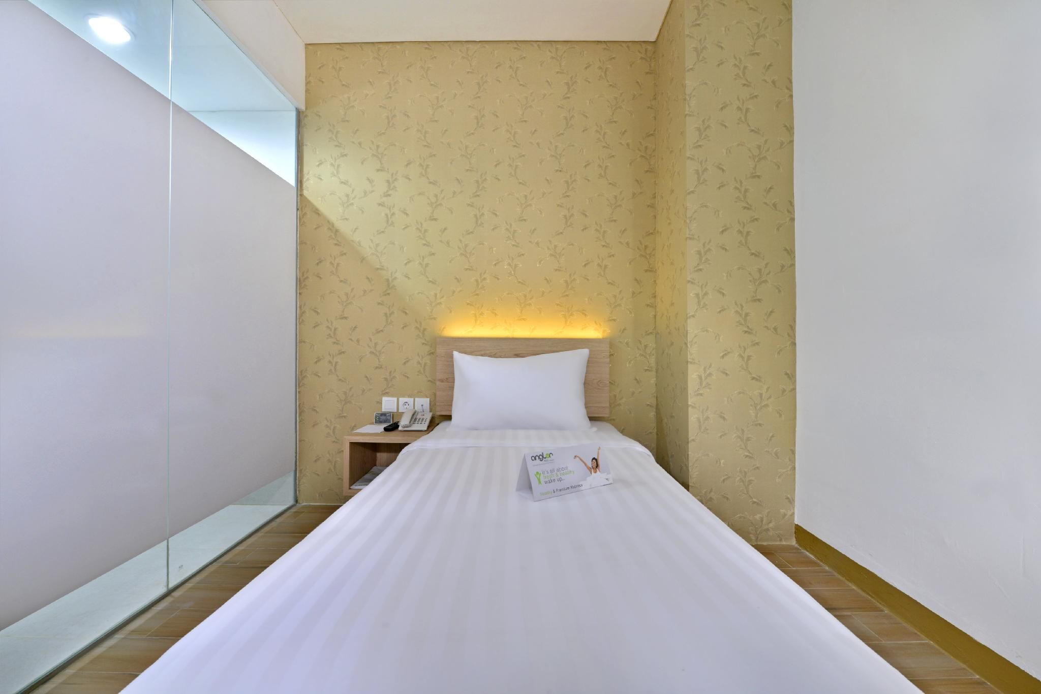 Single Room - Basic