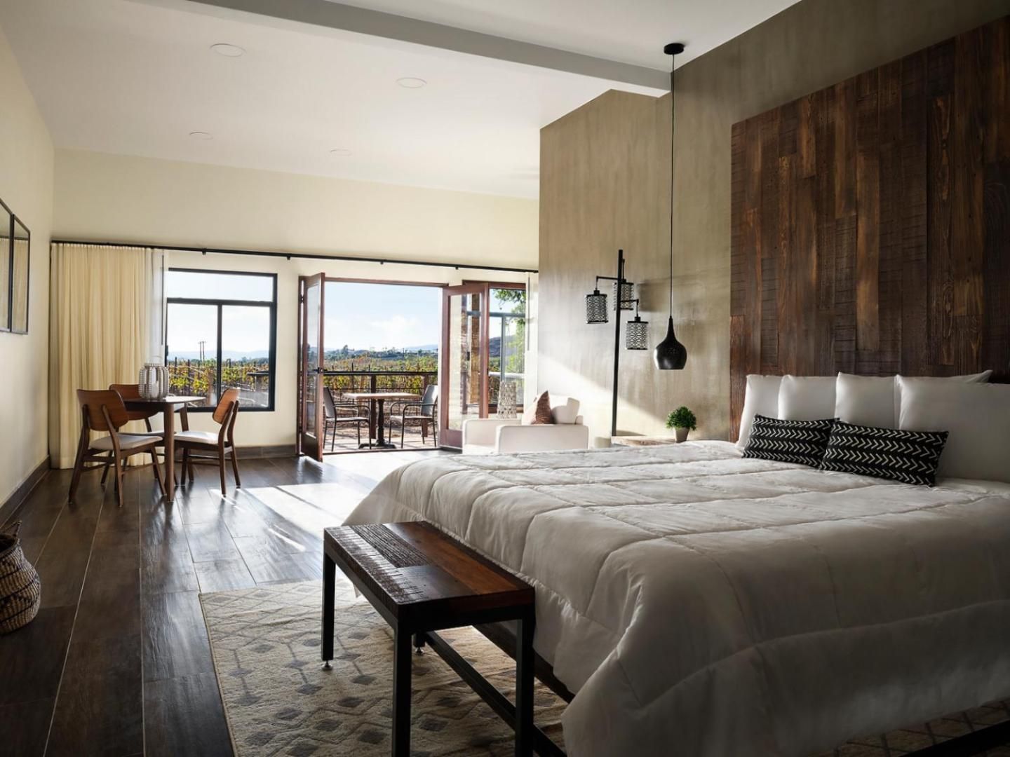 Surya Hotel Suite with Garden View