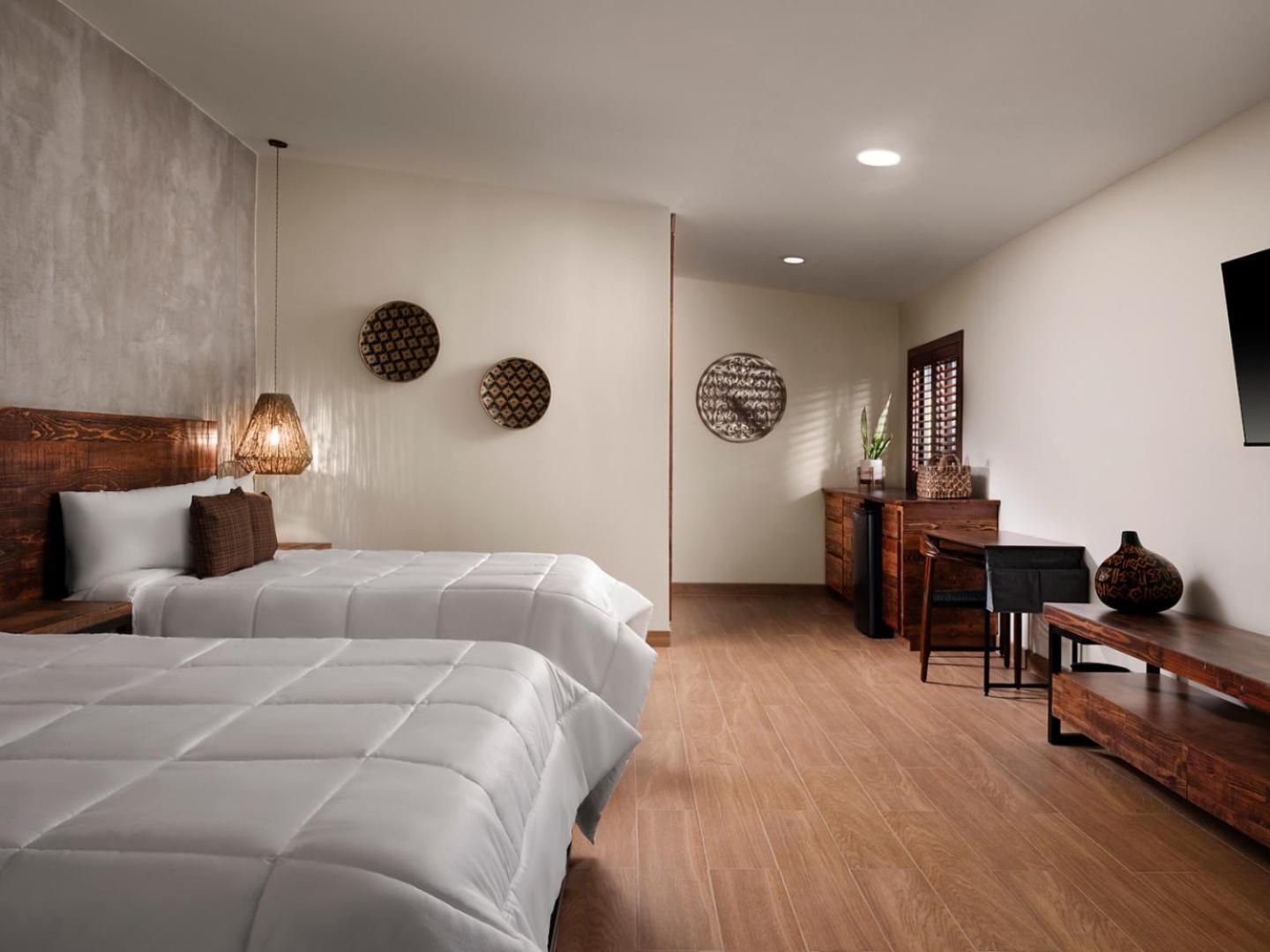 Standard Queen Room with Two Queen Beds