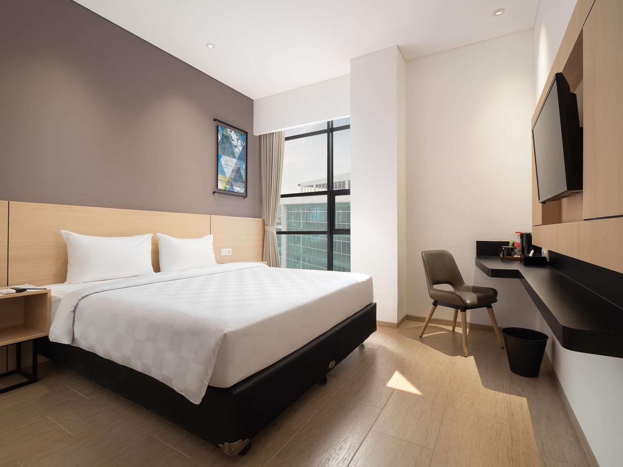 Deluxe King Room