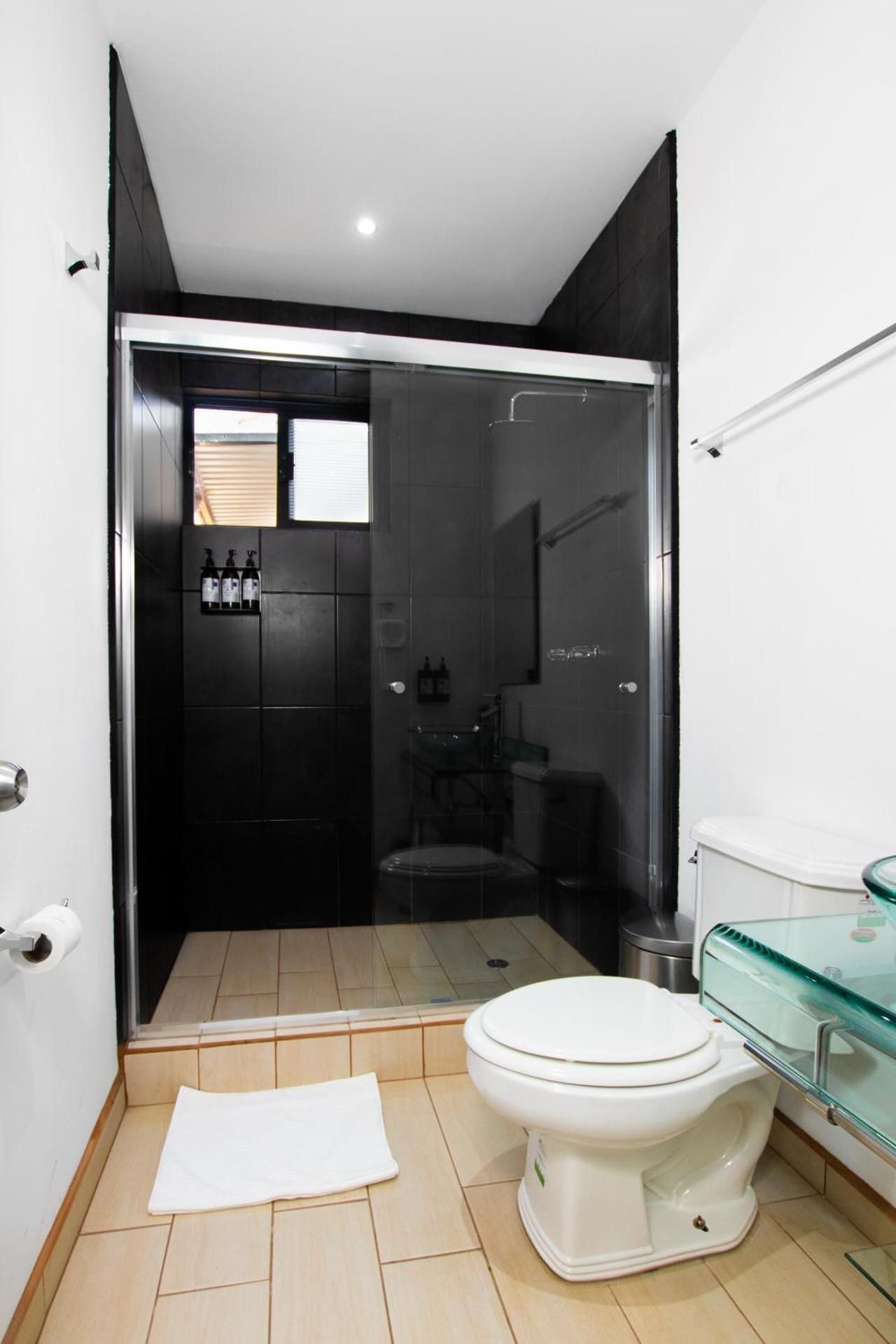 Deluxe Room (2 Adults + 1 Child)