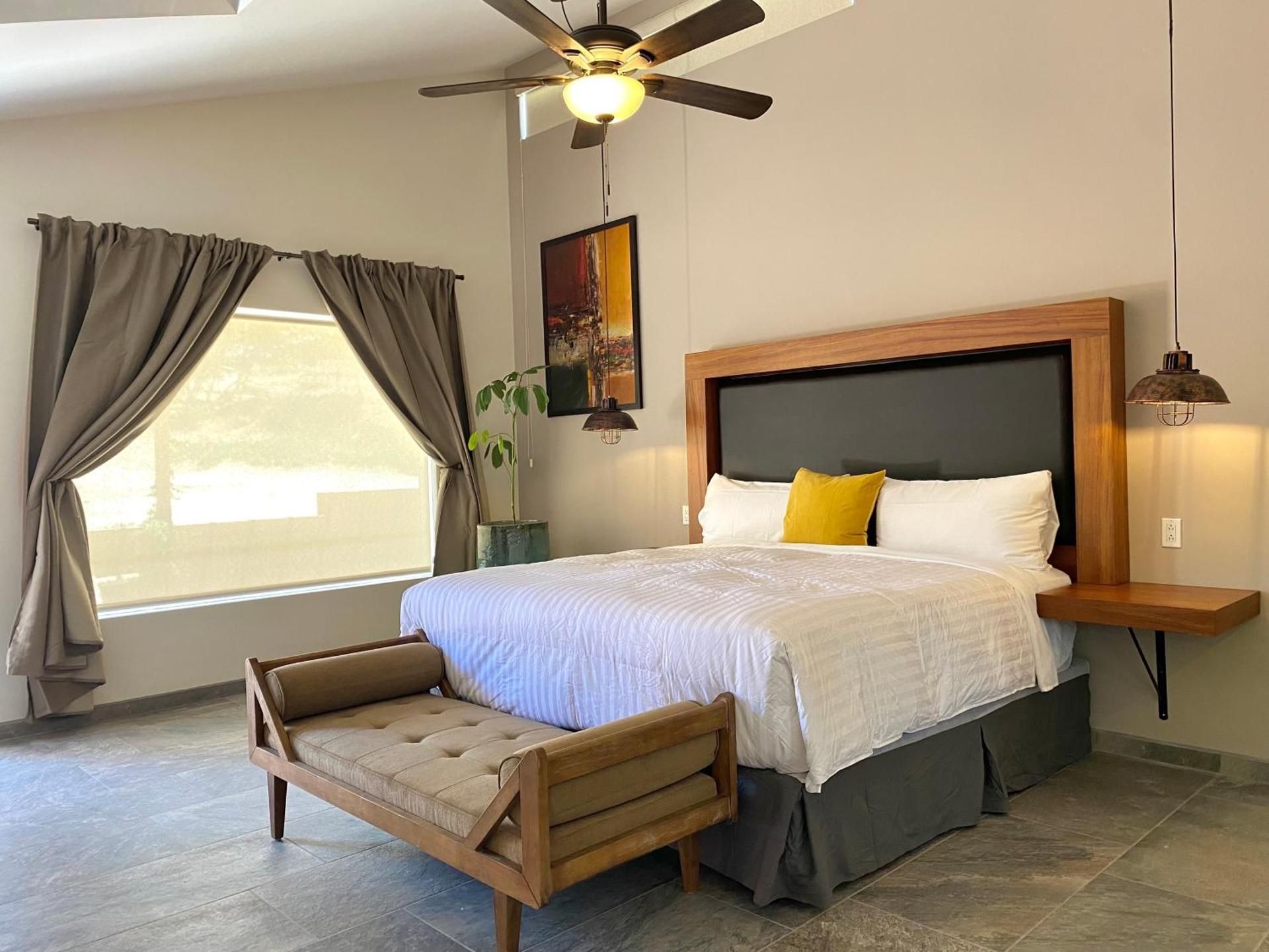 Superior King Suite