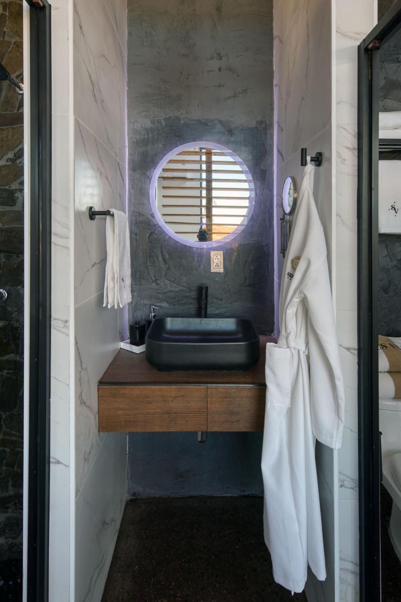 Sirius Valle  Queen Room with Balcony 3