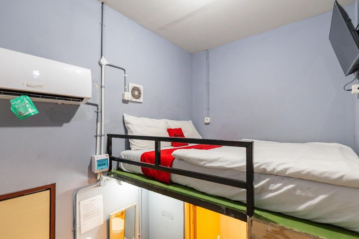 RedDoorz Room