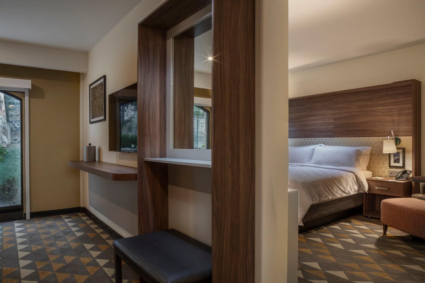 1 King Bed One Bedroom Suite