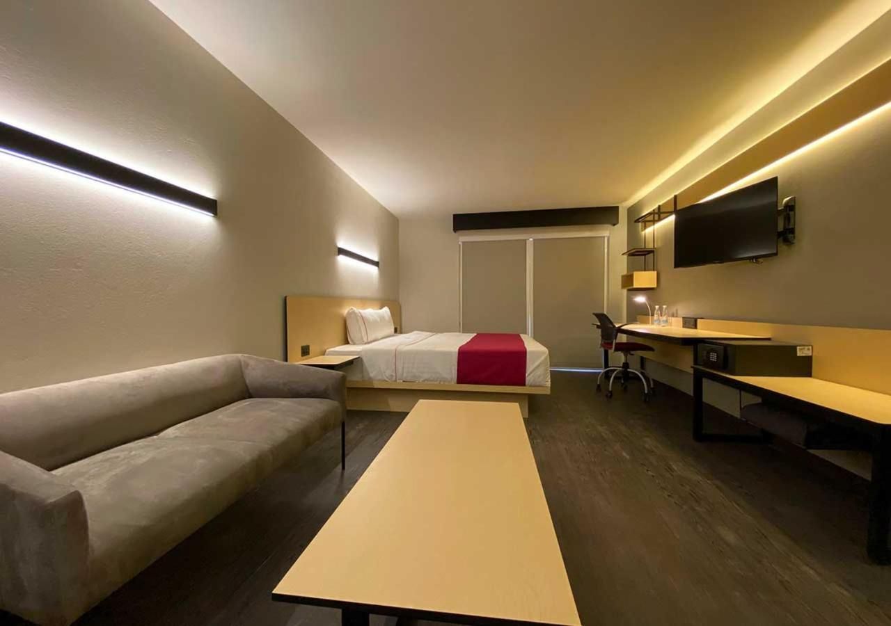 1 King Bed, Sofa Bed, Suite, Non-Smoking