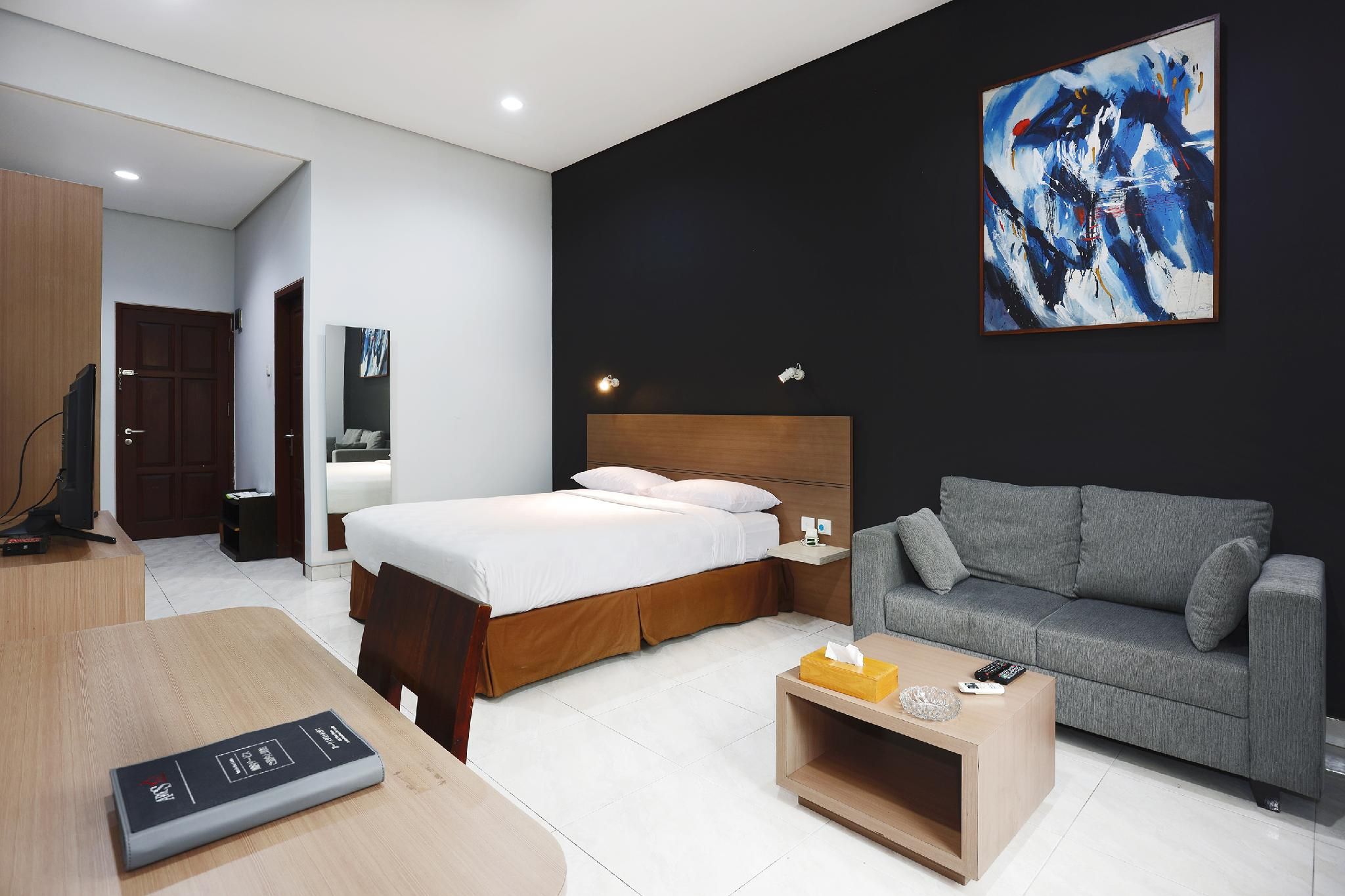 Jambuluwuk Residence Pakubuwono Deluxe Premier Room 2