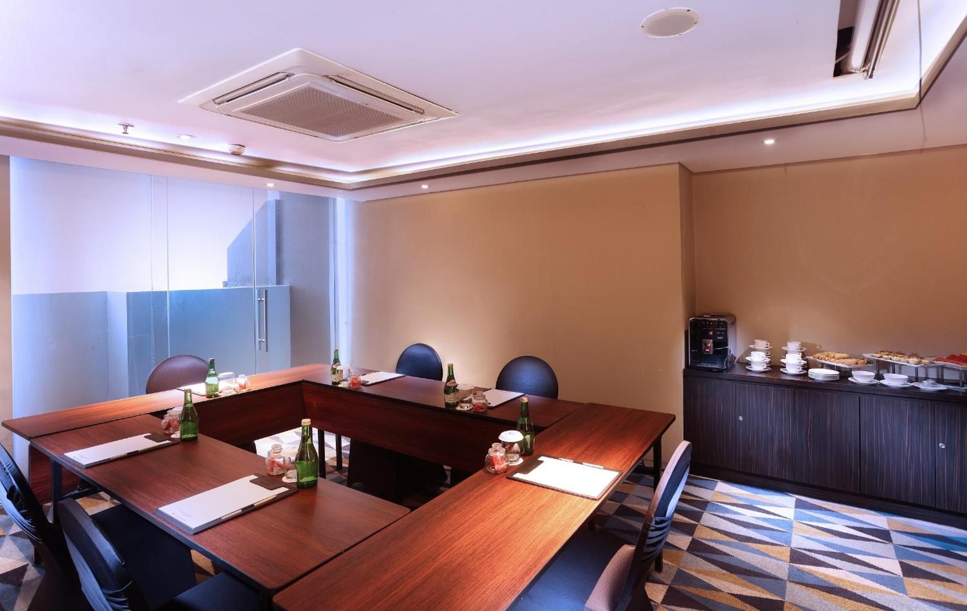 meeting room / ballrooms