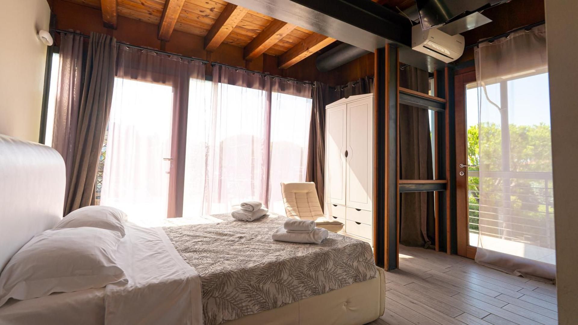 Junior Suite with Terrace