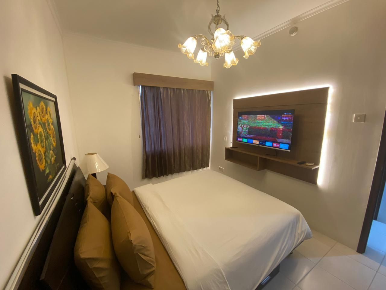 2 Bedroom 1 Bathroom Apartment