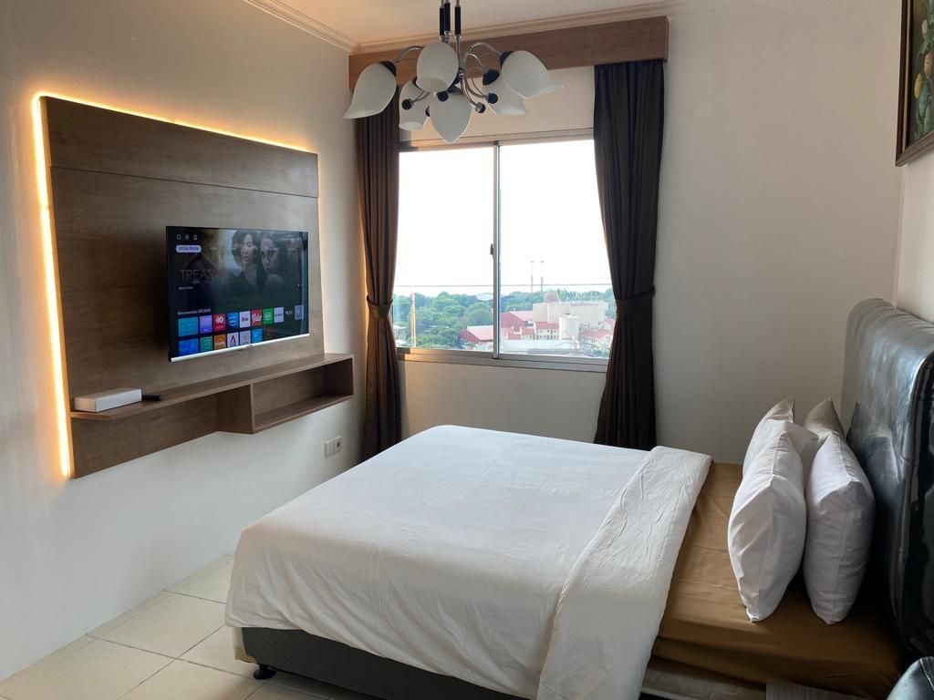 3 Bedroom 2 Bathroom Compact Apartment
