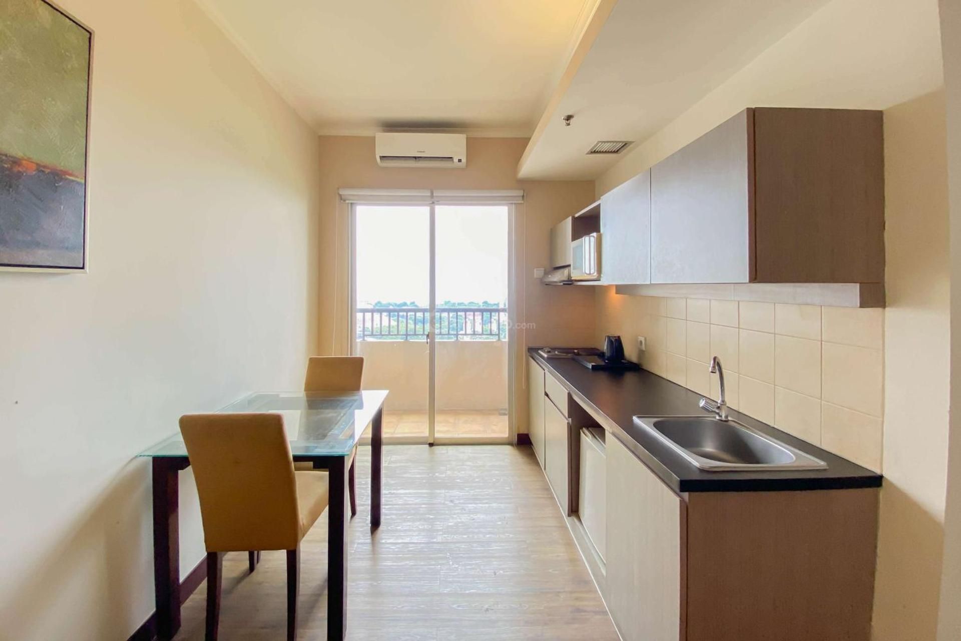 Studio Apartment