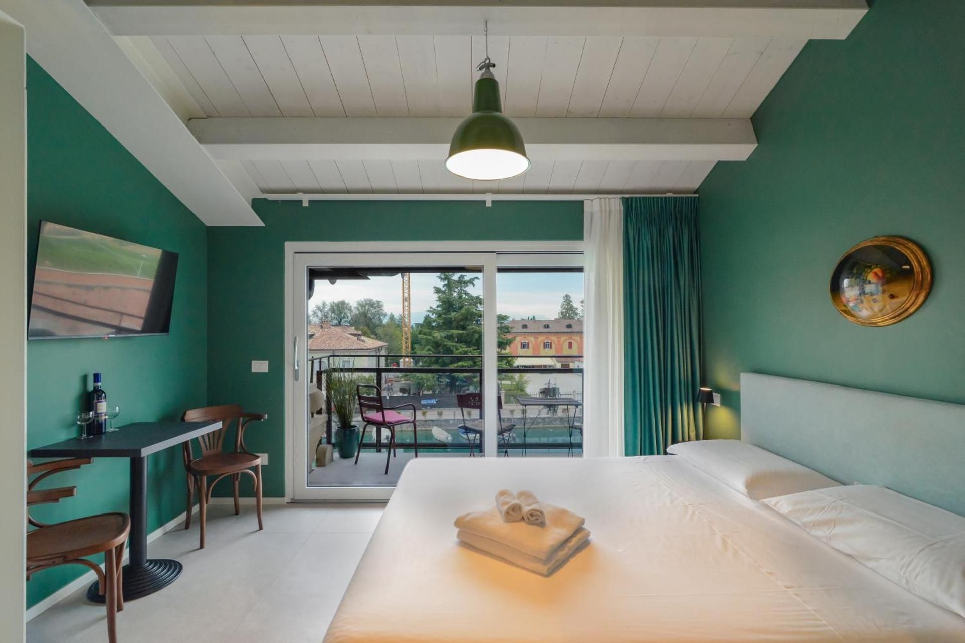 Deluxe Double Room with Balcony