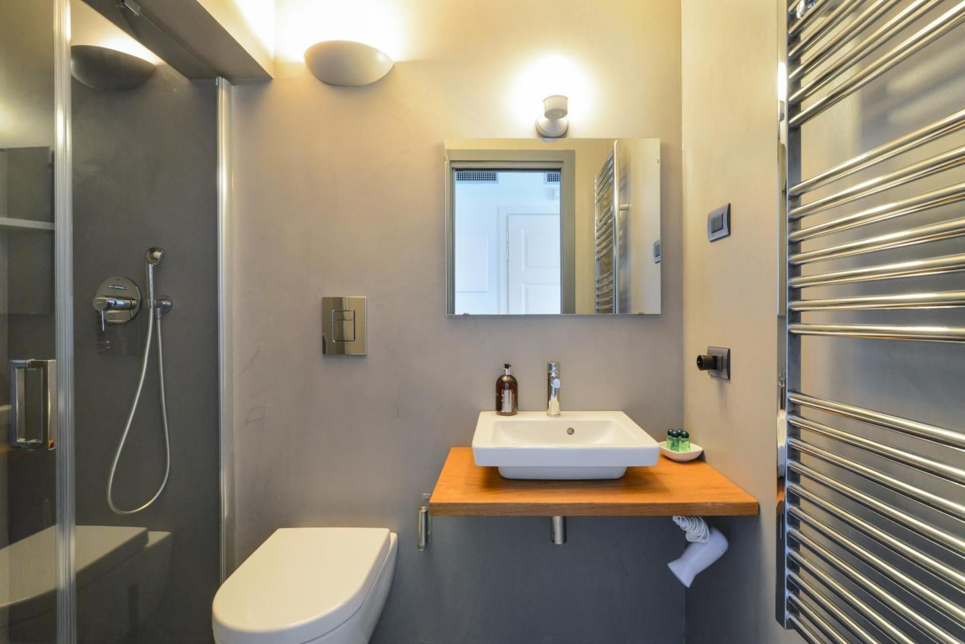 Suite with Hot Tub