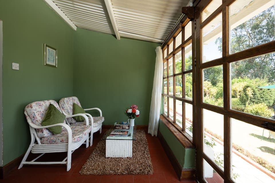 Kings Cliff Deluxe Garden Room 14