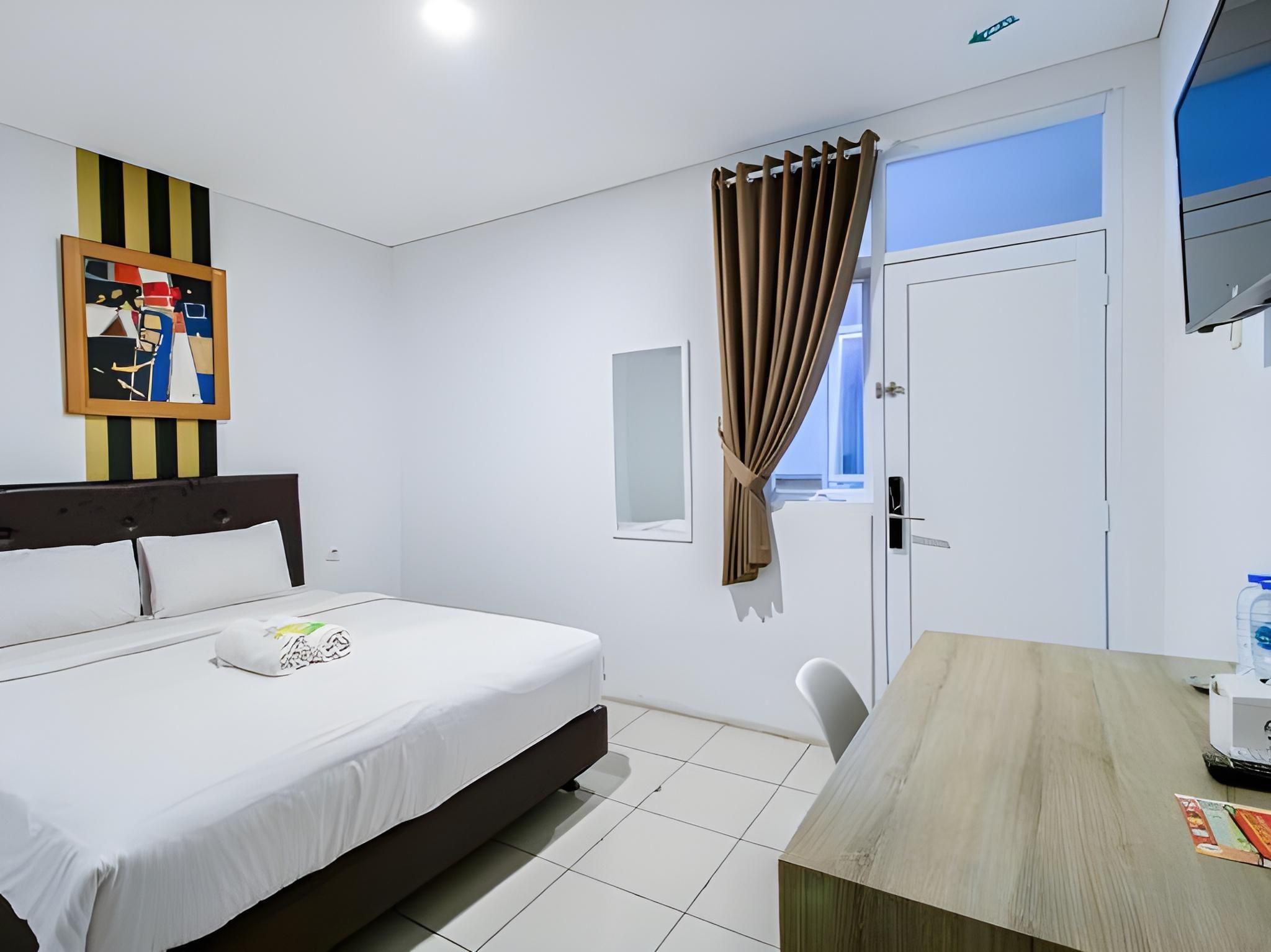 DENZ Premiere Genteng Ijo Standard Room A