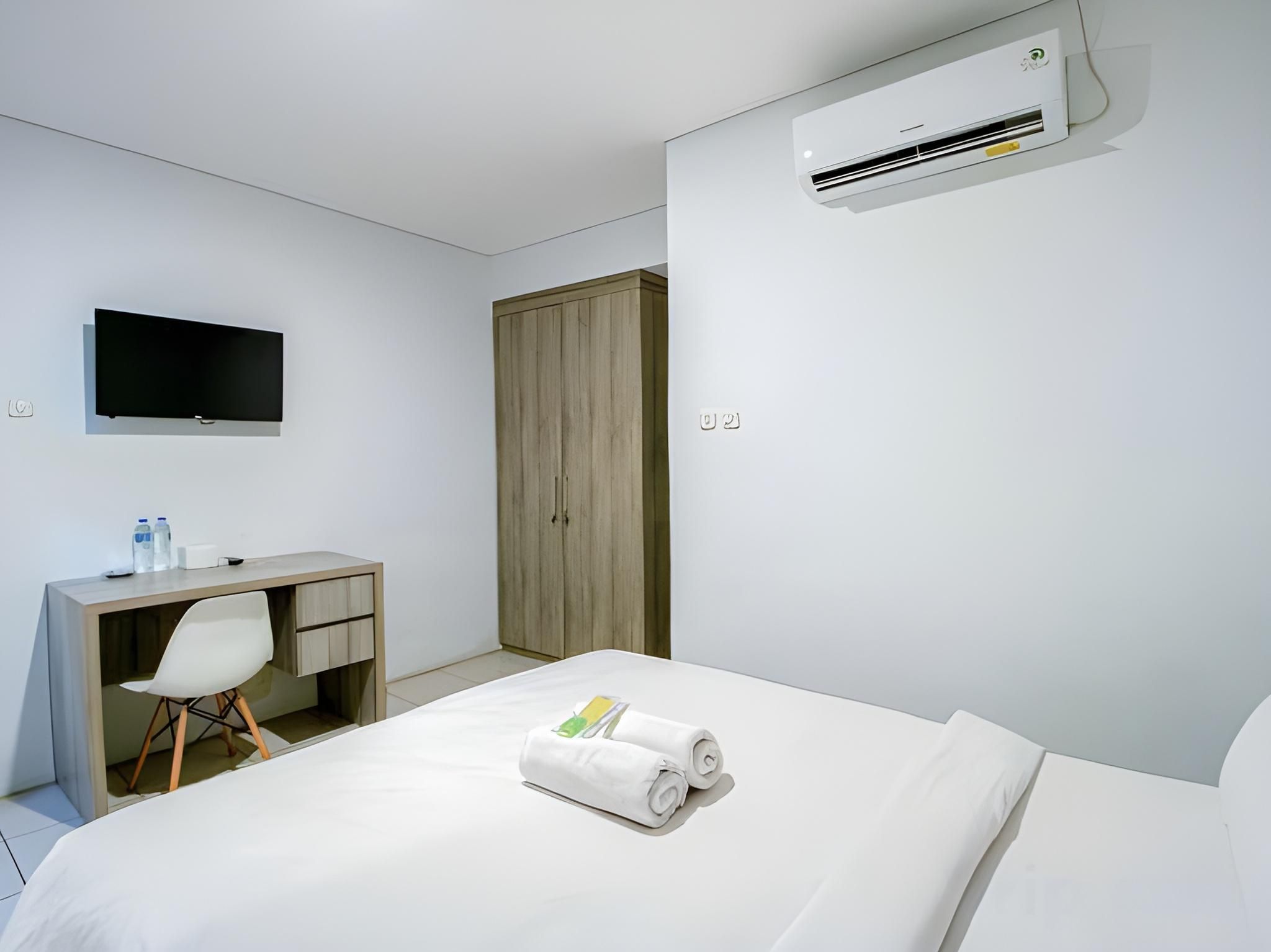 DENZ Premiere Genteng Ijo Standard Room A 3