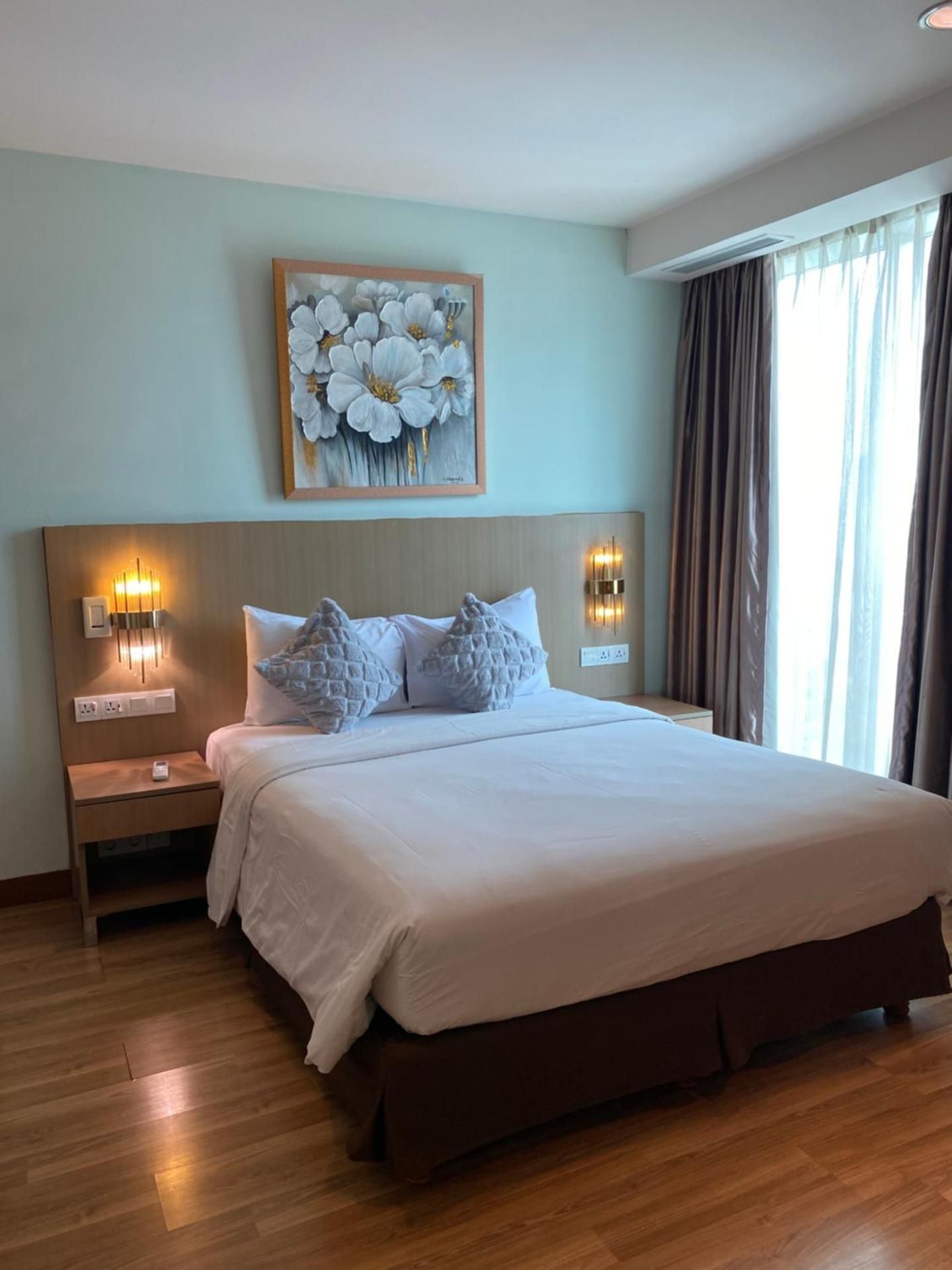 Superior Double or Twin Room with City View