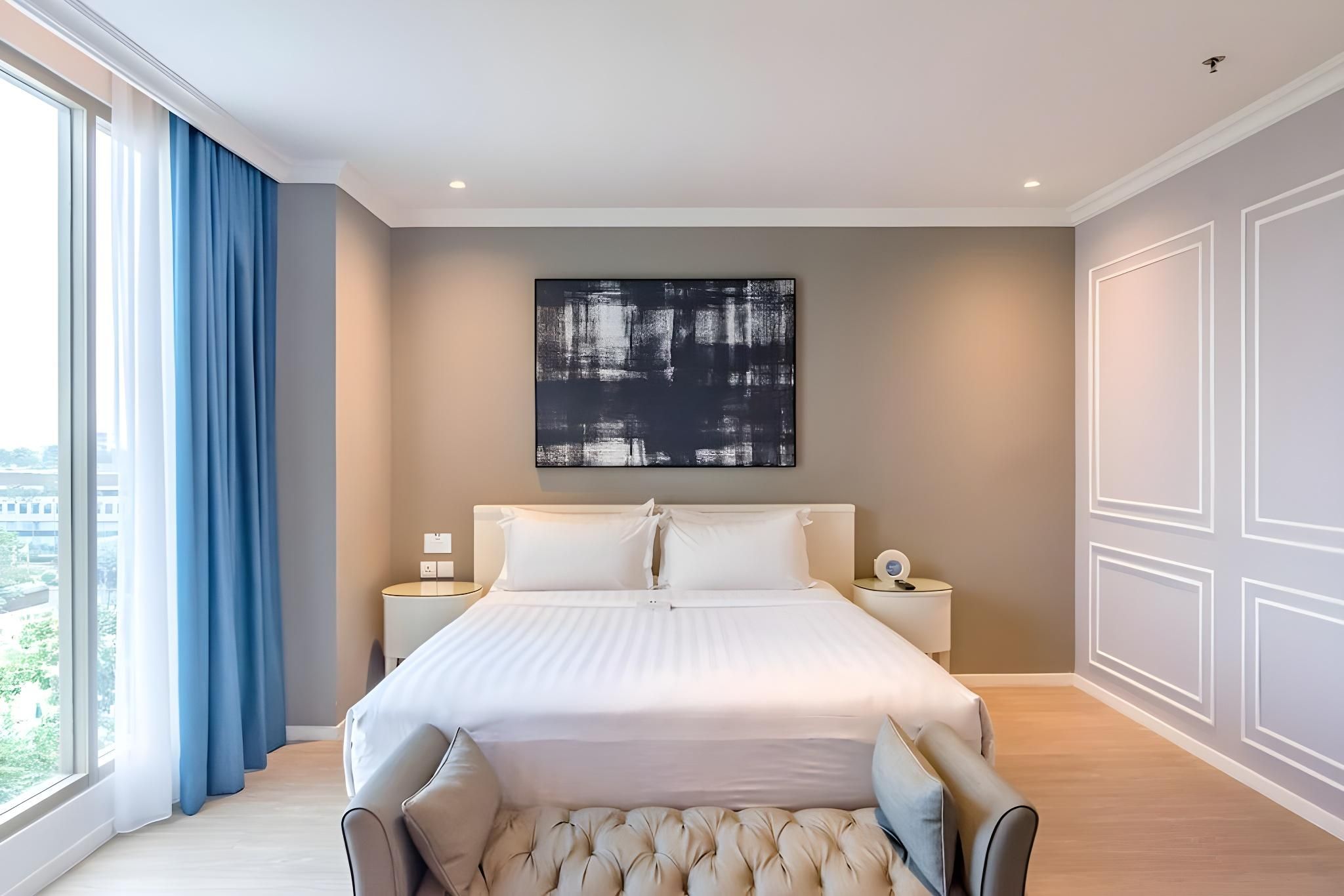 Ashley Room