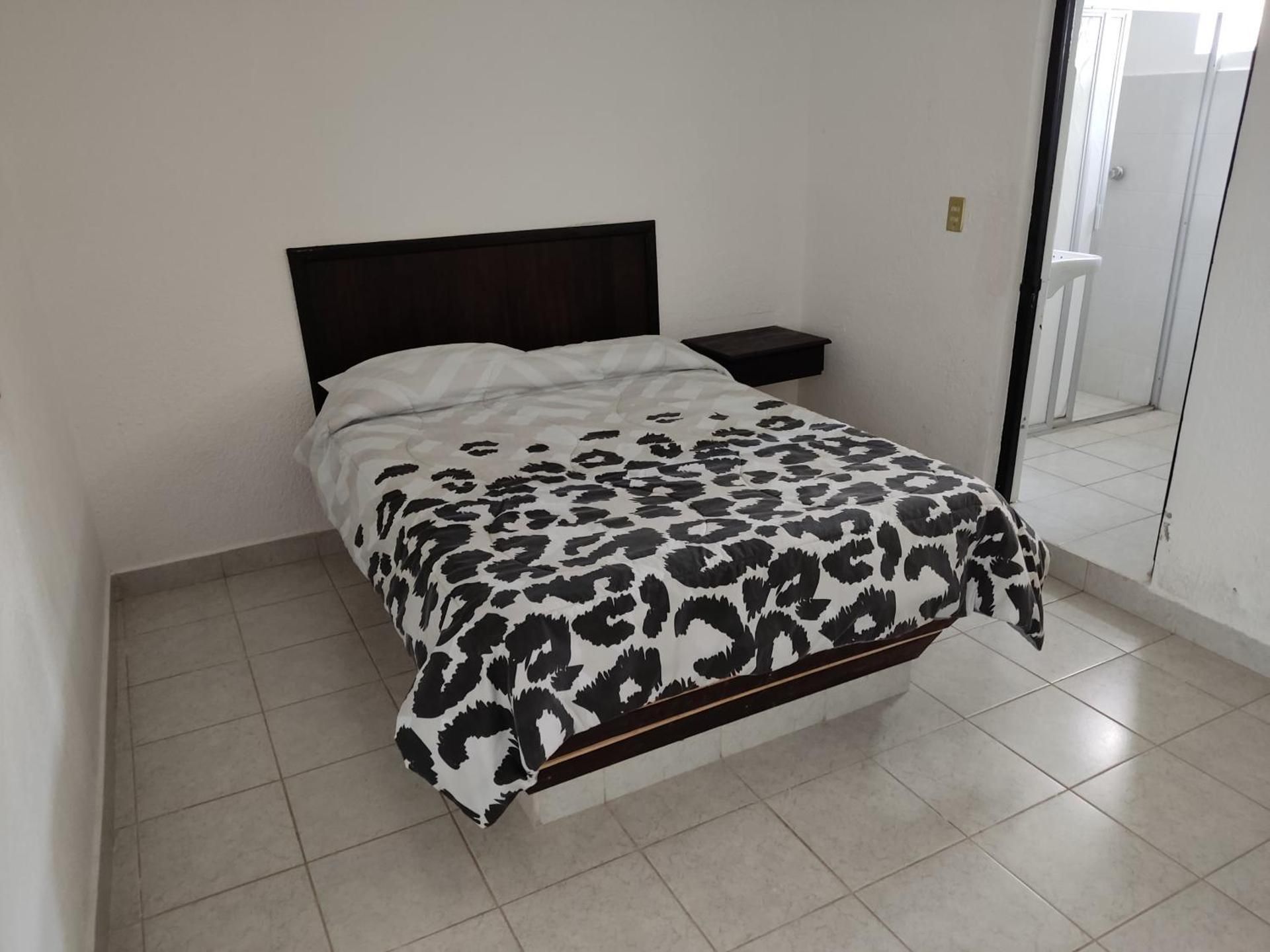 Deluxe Room (2 Adults + 1 Child)