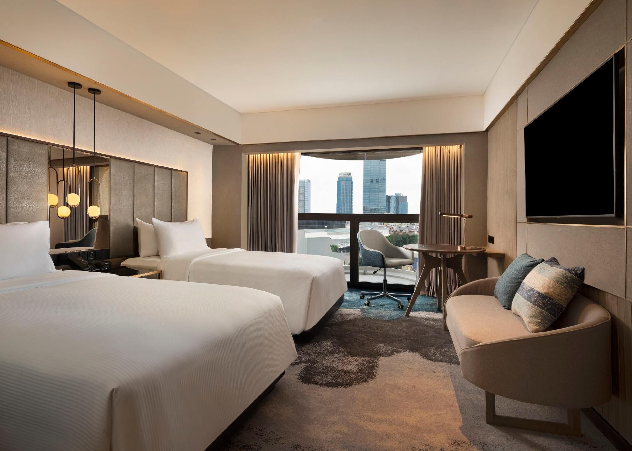 Sari Pacific Jakarta, Autograph Collection Grand Deluxe, Guest Room, 2 Twin, City View