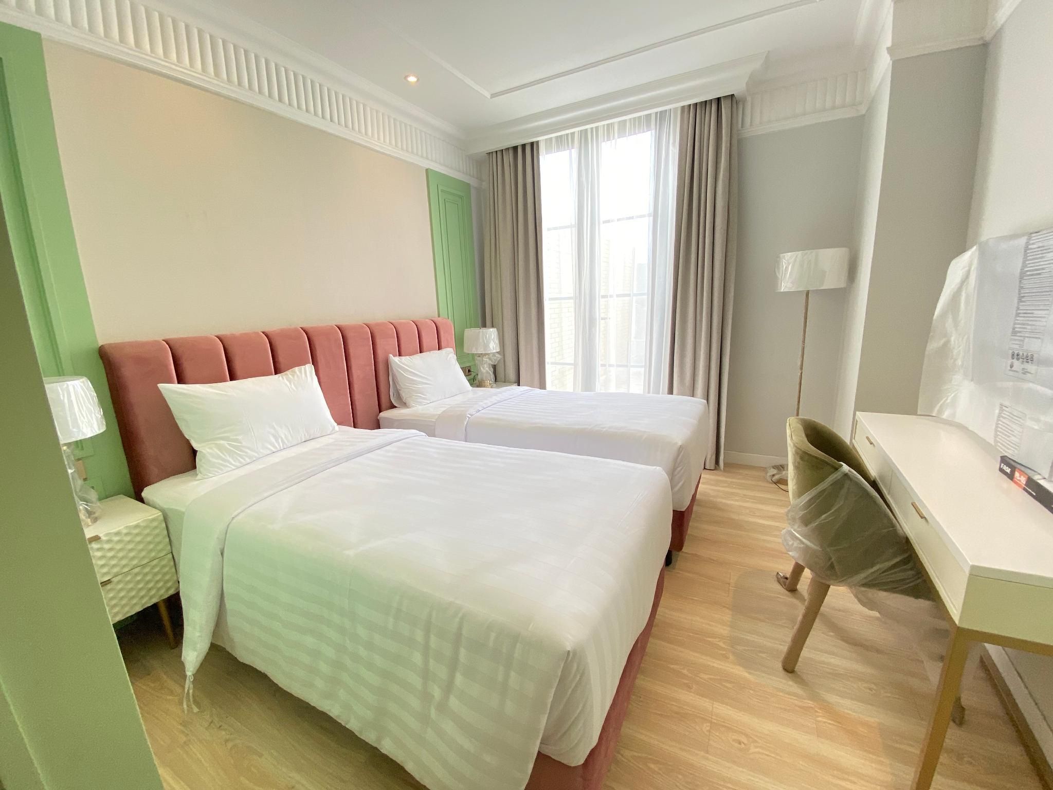 Superior Twin Non-Smoking