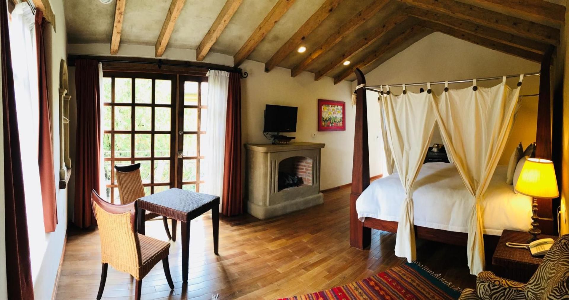 Deluxe Suite