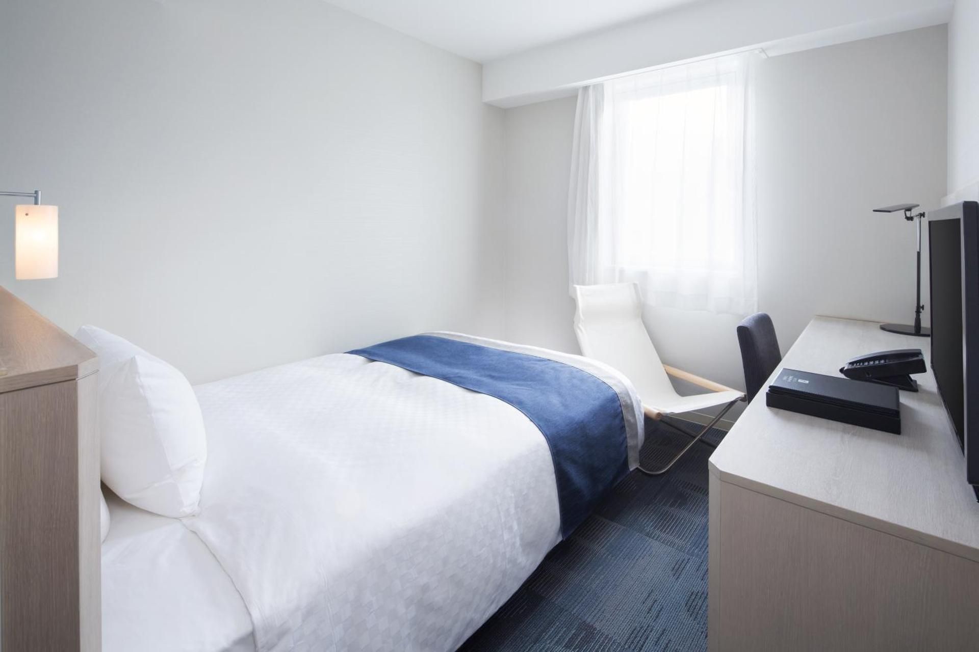 Single Room - Non-Smoking