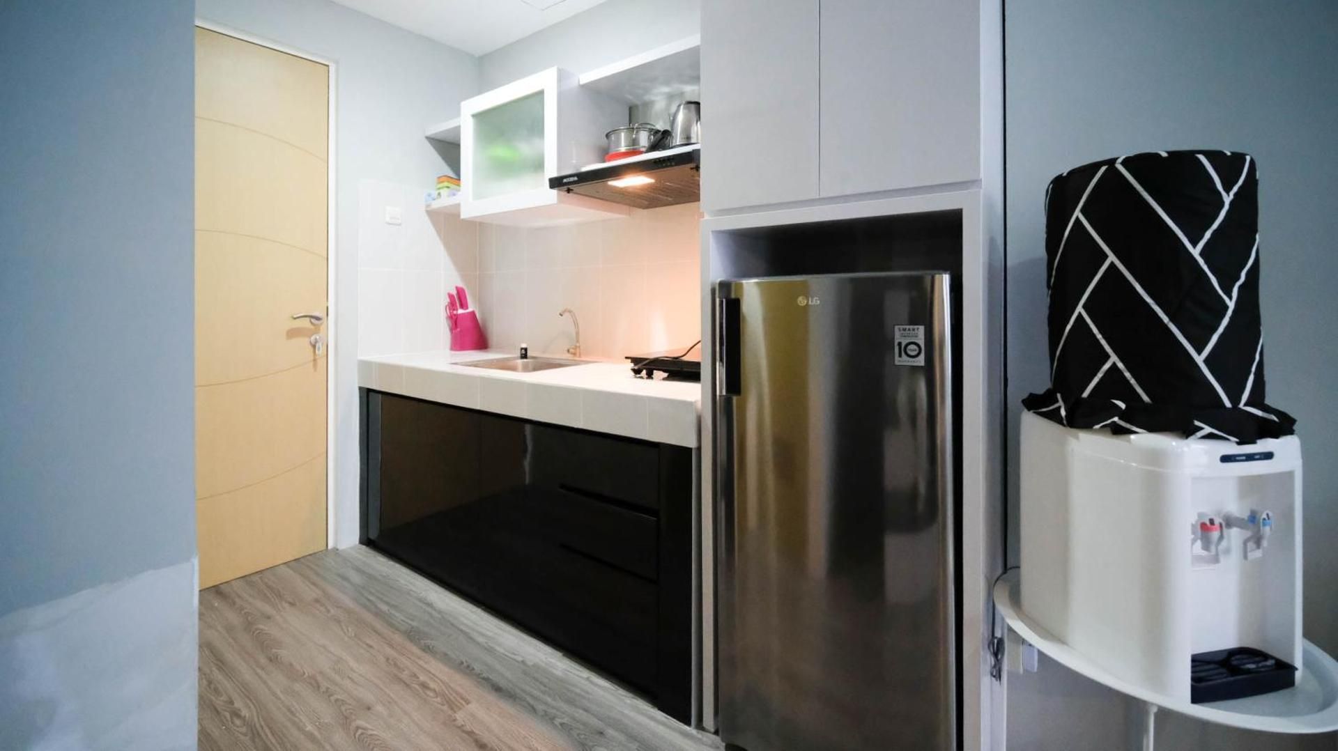 Studio Apartment