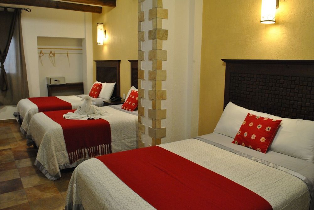 Family Room (3 Double Beds)