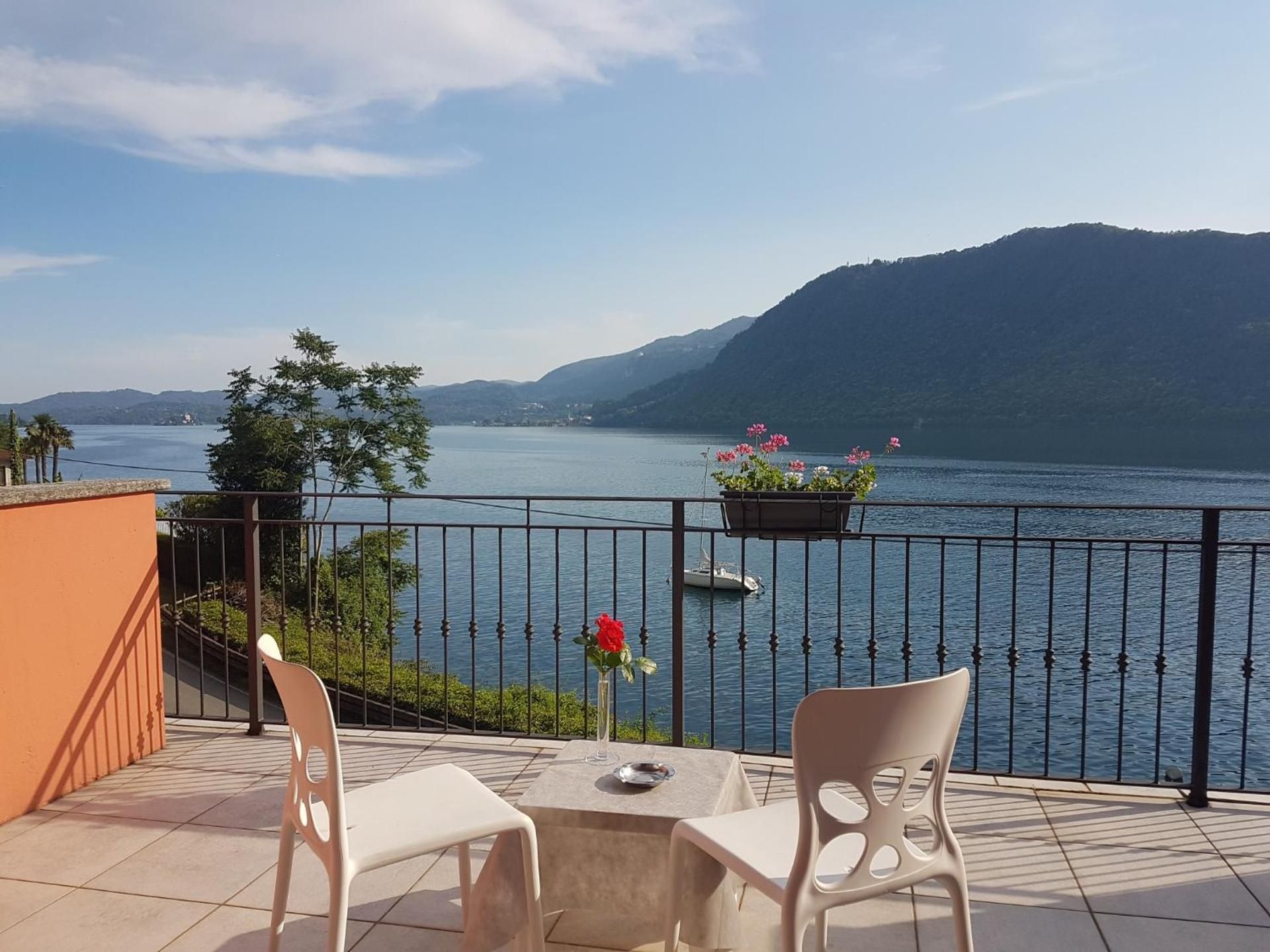 Double or Twin Room with Balcony and Lake View