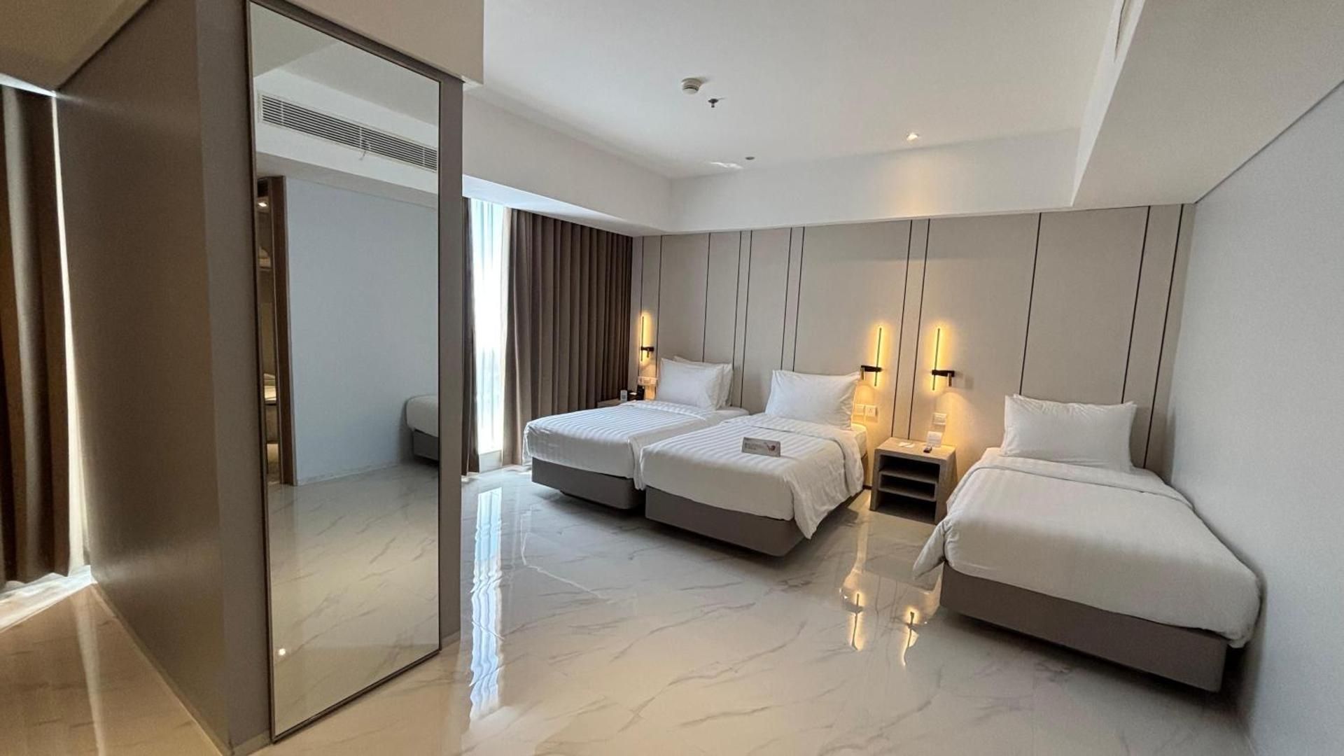Premier Twin Room