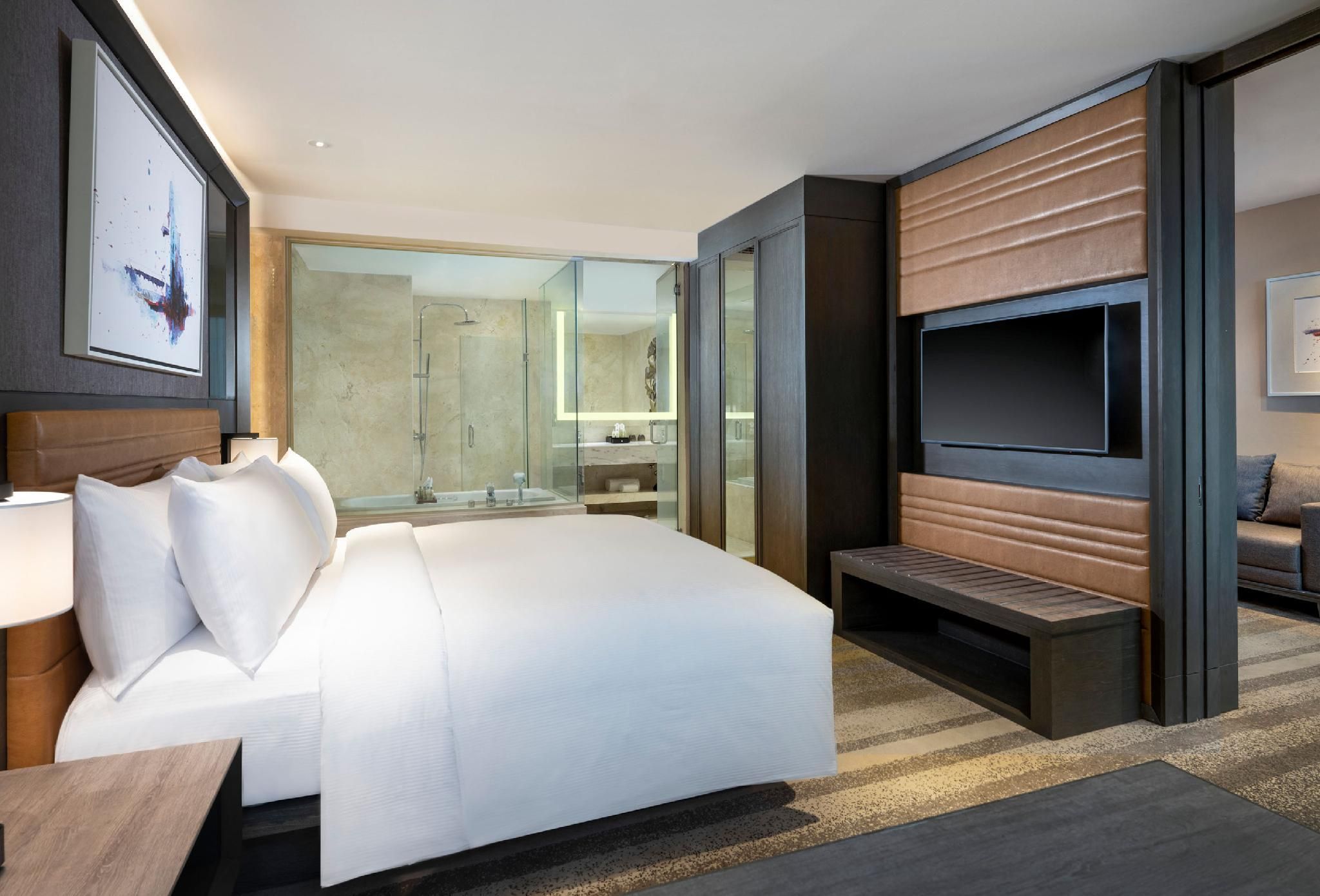 King Deluxe Suite