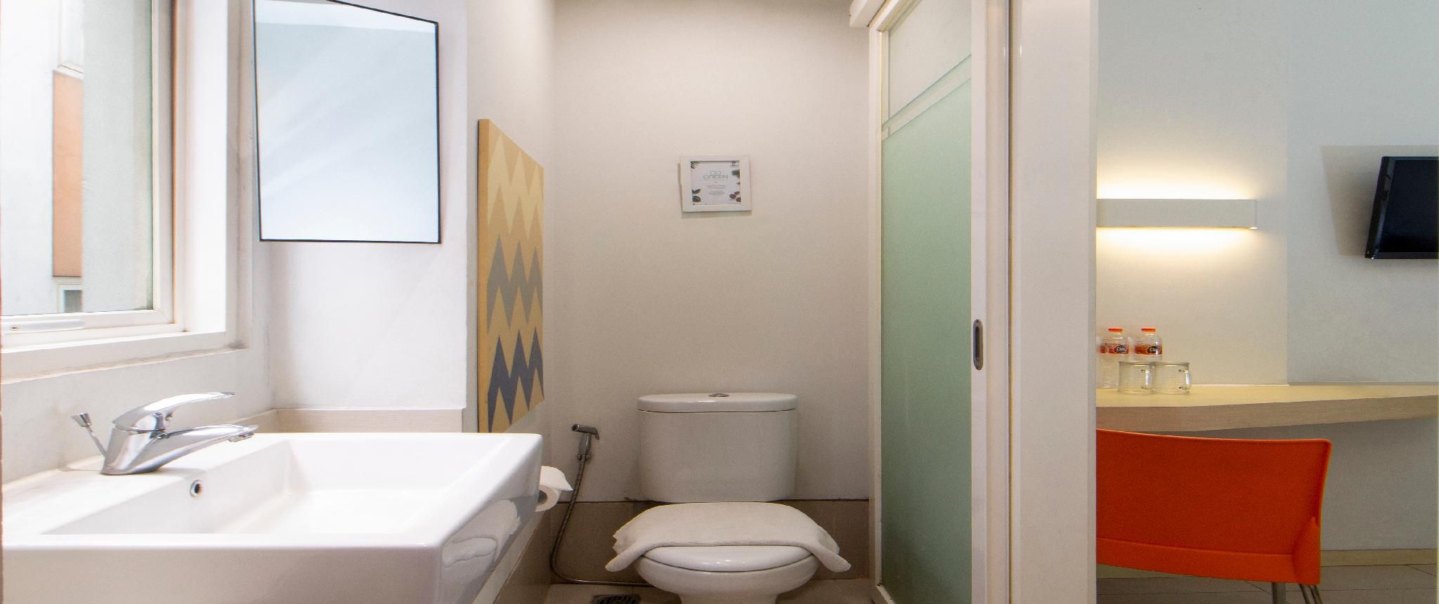 Hollywood Double Room