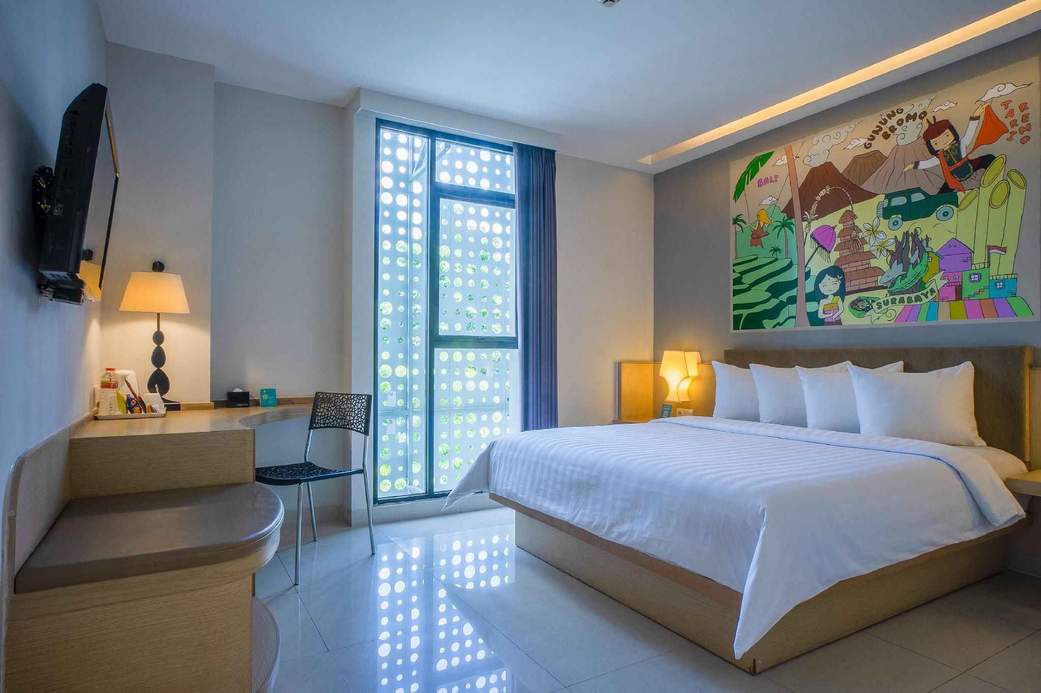 Deluxe Queen Room