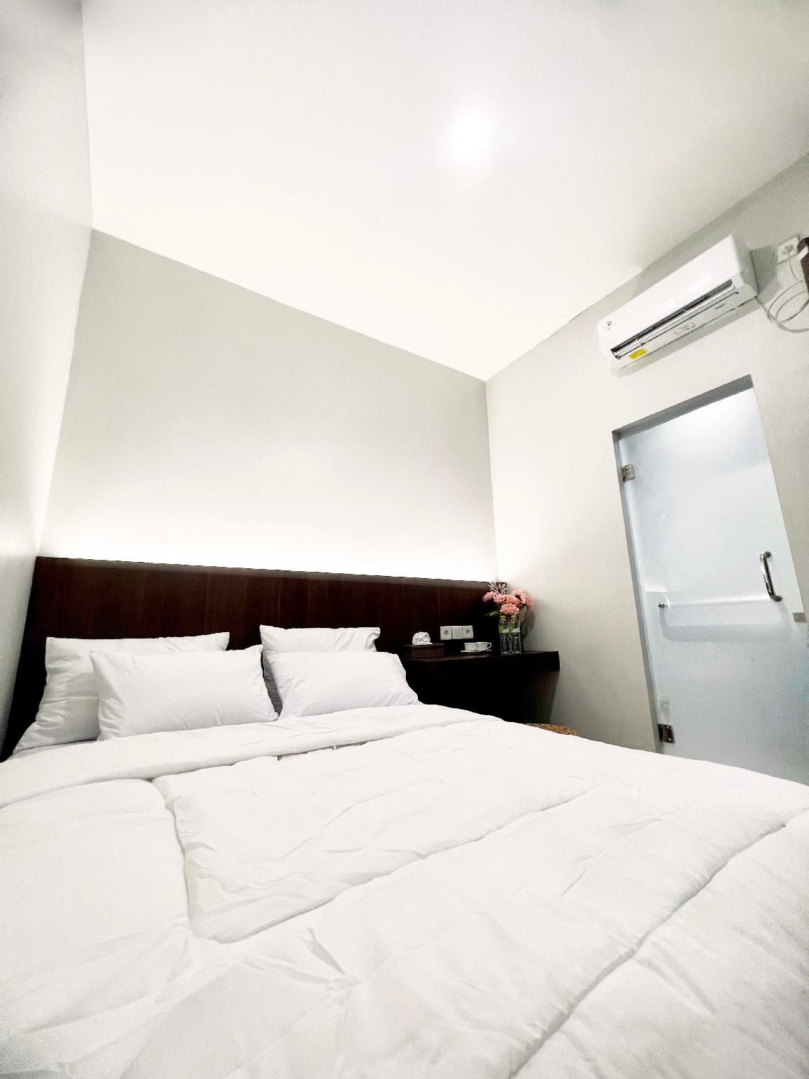 Double Room for 2 People - Non-Smoking