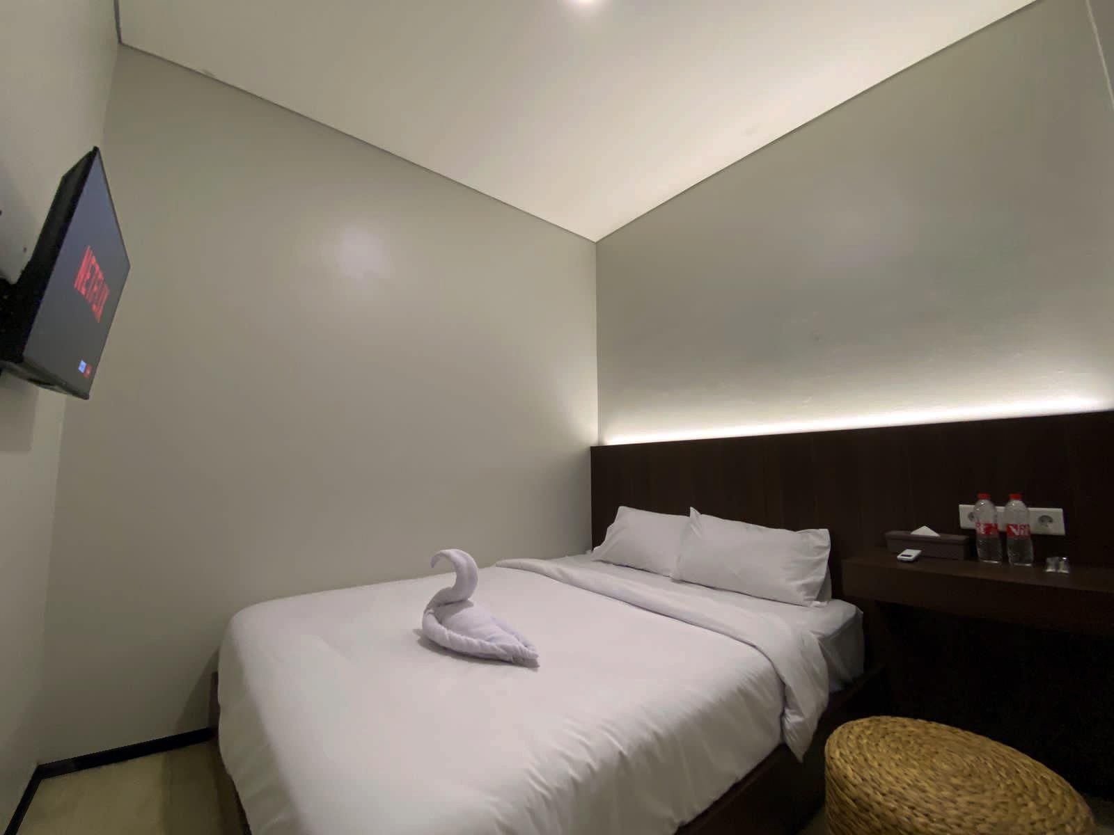 Double Room for 2 People - Non-Smoking