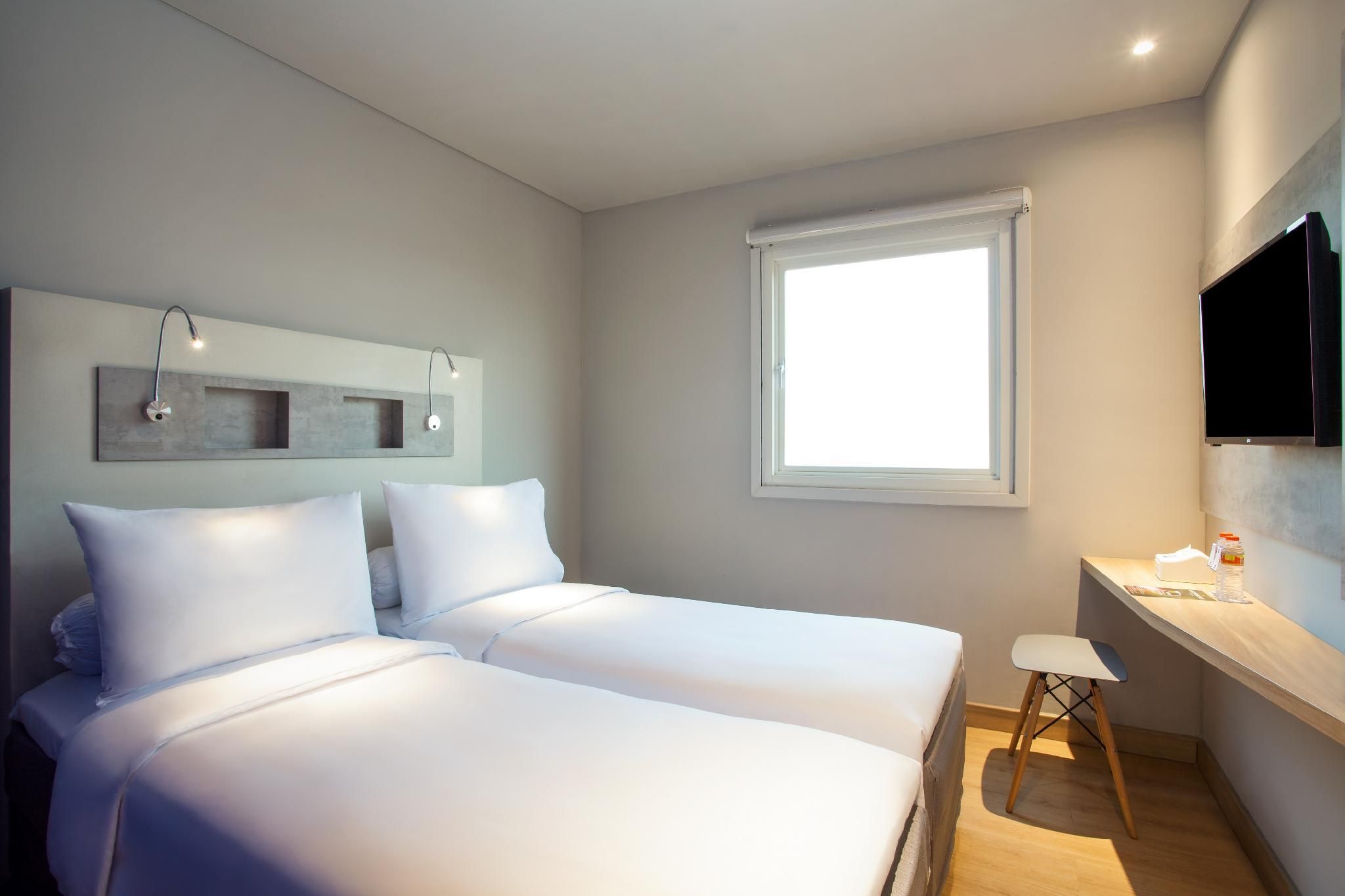 Standard Room with 2 Single Beds