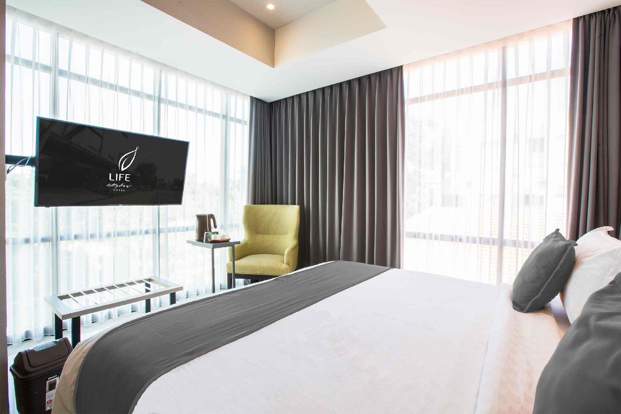 Executive Room